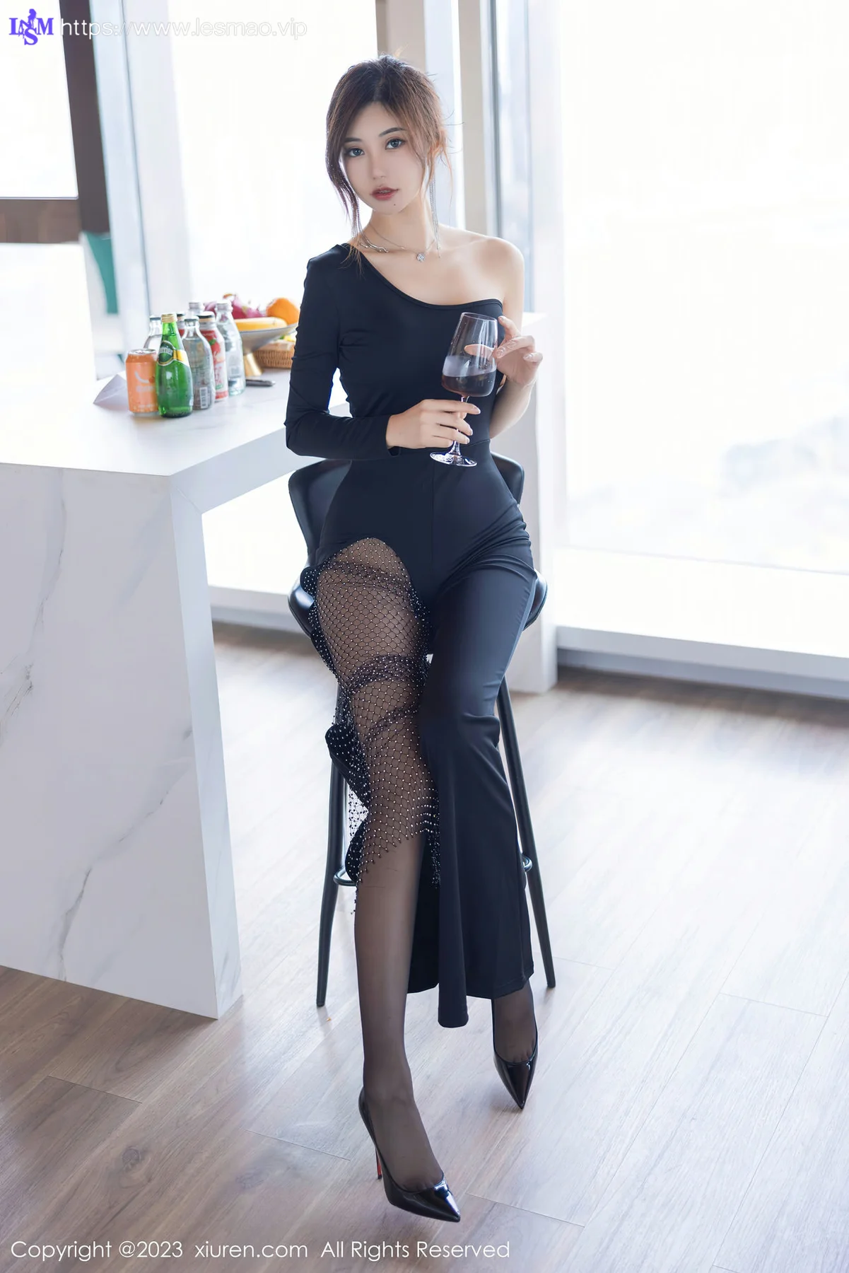 XiuRen 秀人 No.7117 绮里嘉ula 魅惑黑丝性感写真11 - 32