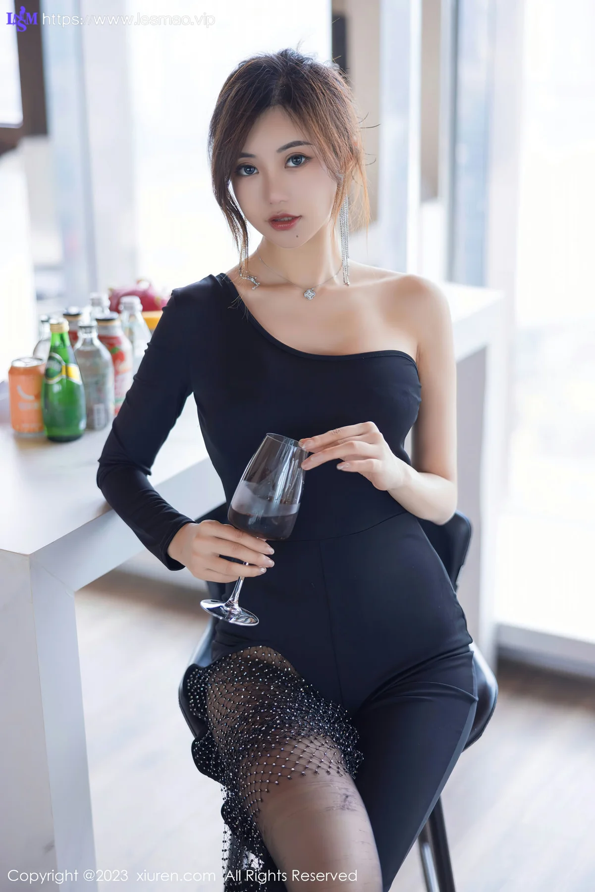 XiuRen 秀人 No.7117 绮里嘉ula 魅惑黑丝性感写真11 - 34