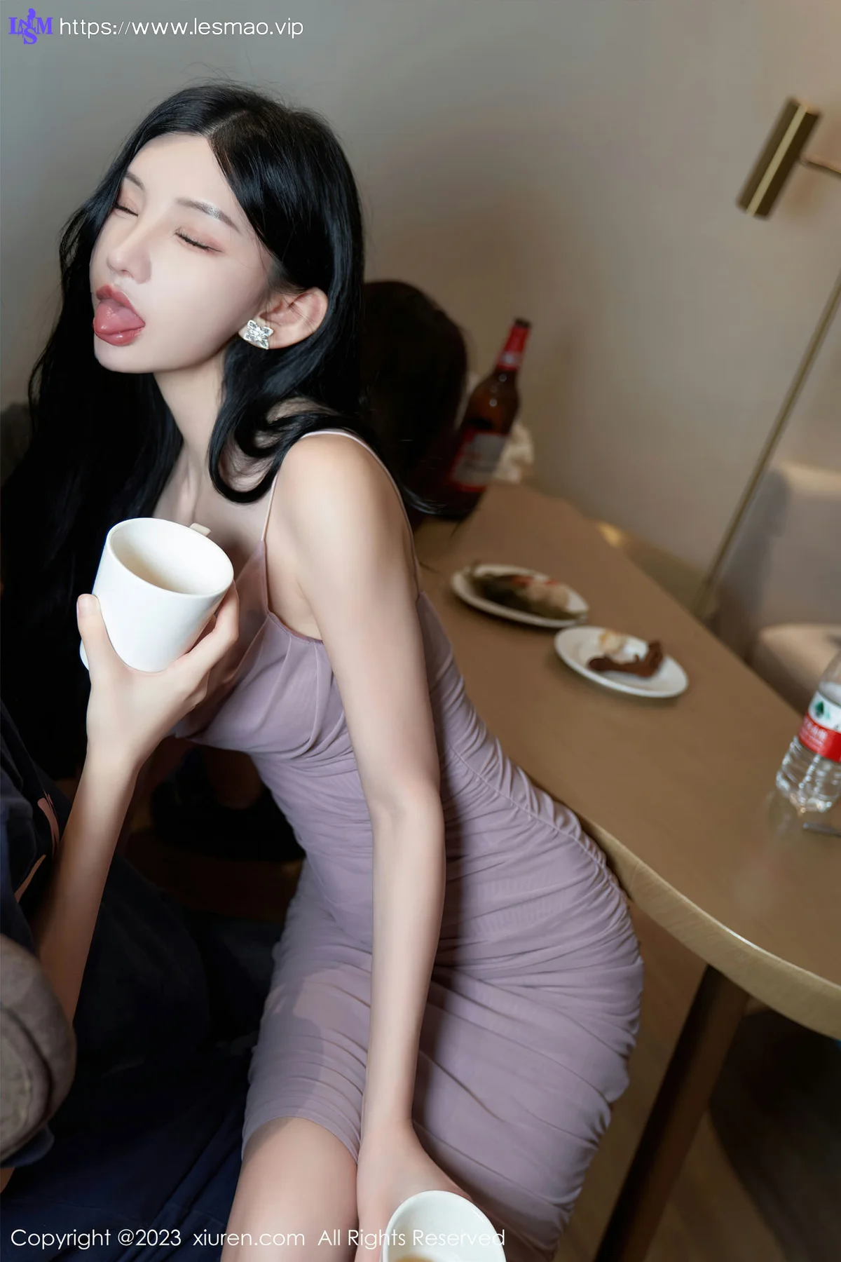 XiuRen 秀人 No.7122 周于希Sally 主题《邻居间的暧昧关系》厦门旅拍11 - 55