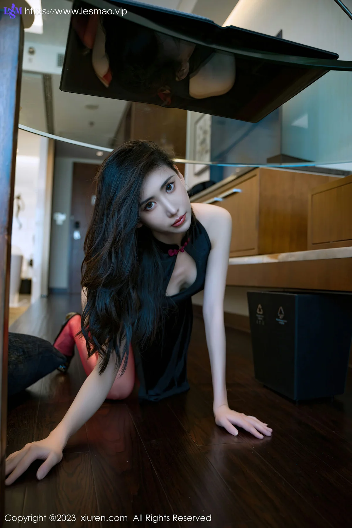 XiuRen 秀人 No.7128  章芃芃 黑色情趣旗袍性感写真2 - 36