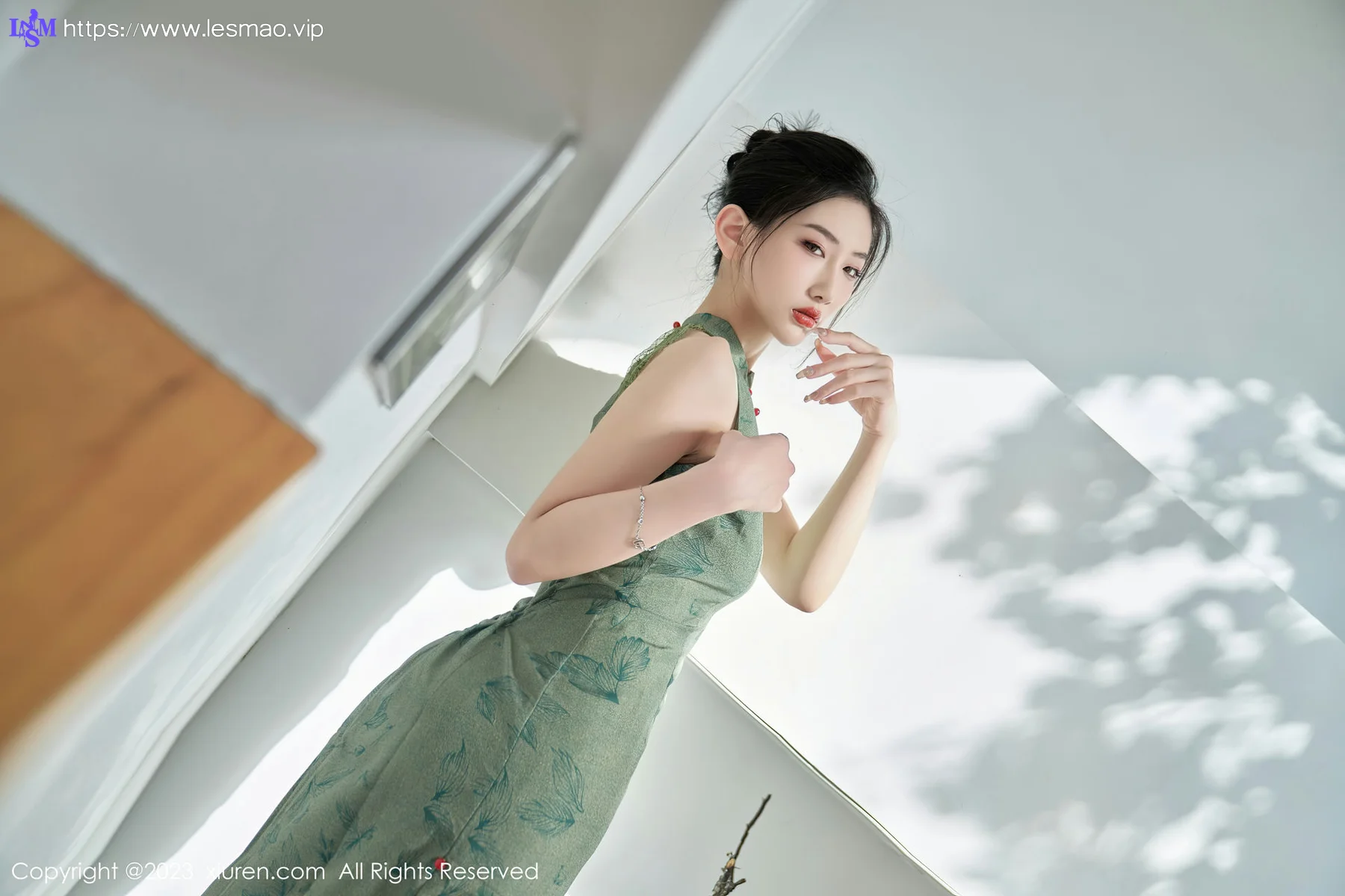 XiuRen 秀人 No.7181  沈青黛 翠绿色旗袍性感写真1 - 25