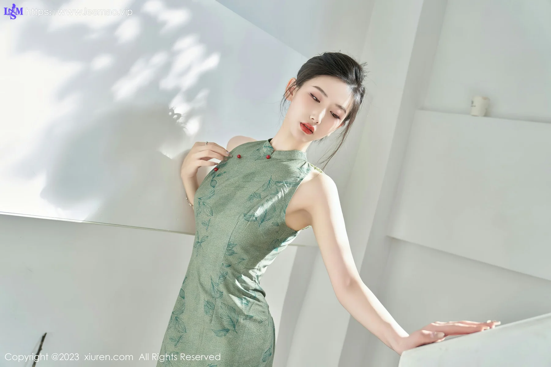 XiuRen 秀人 No.7181  沈青黛 翠绿色旗袍性感写真1 - 27