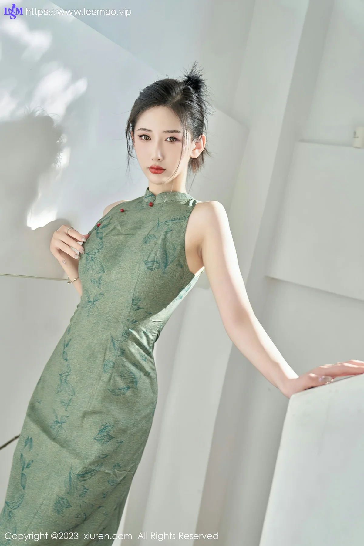 XiuRen 秀人 No.7181  沈青黛 翠绿色旗袍性感写真1 - 29