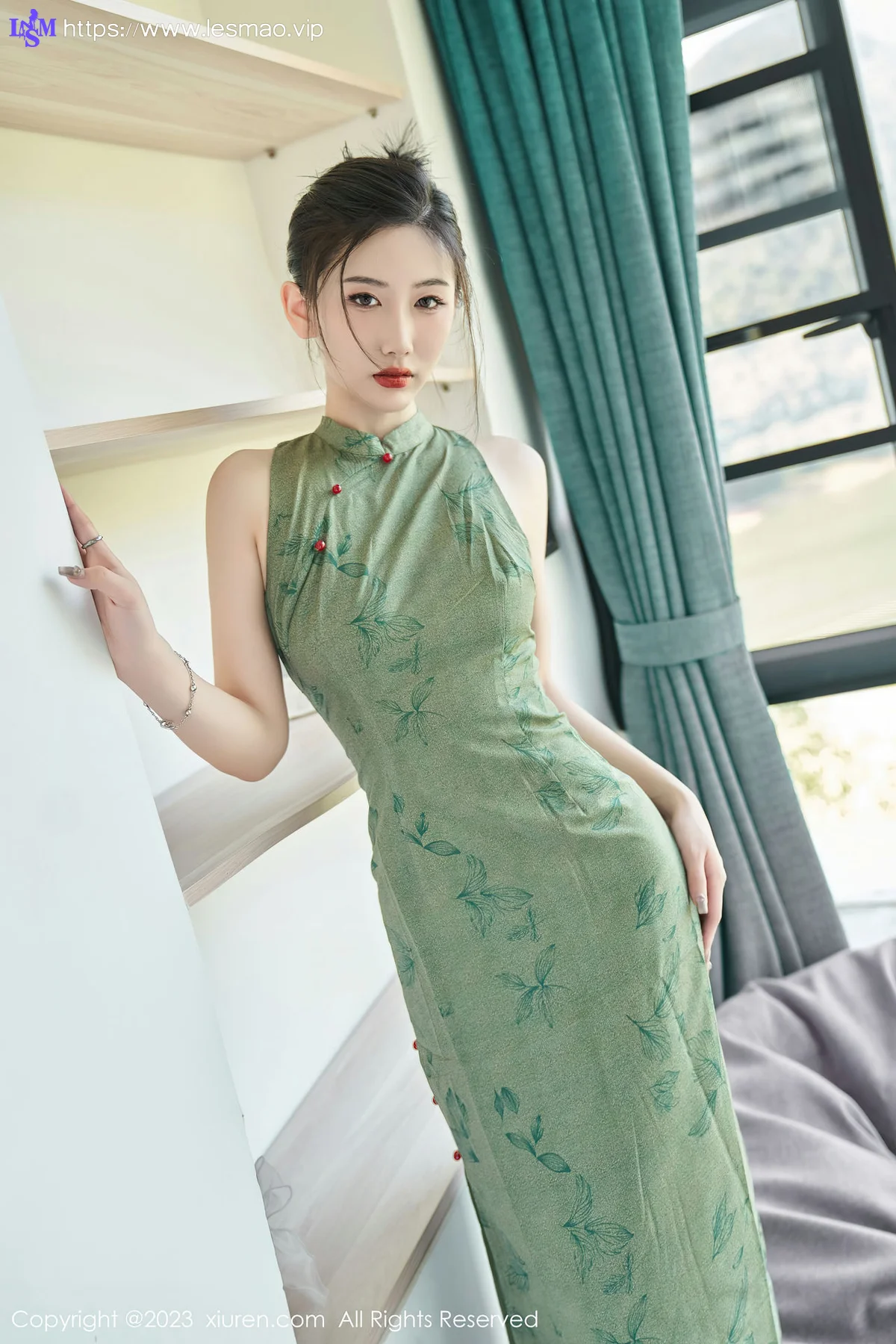 XiuRen 秀人 No.7181  沈青黛 翠绿色旗袍性感写真1 - 36