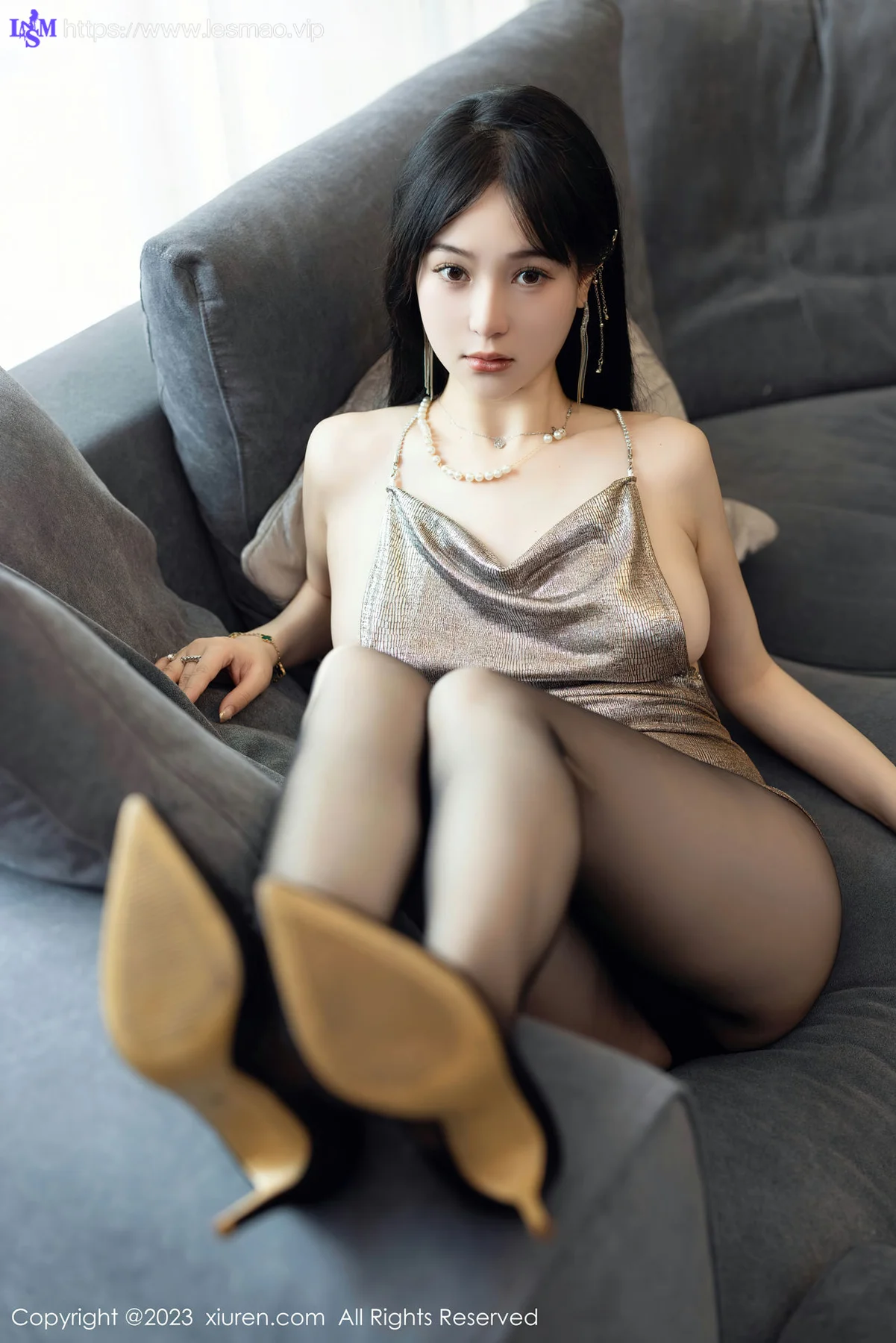 XiuRen 秀人 No.7211  柚琪Rich 闪亮褐色吊带性感写真33 - 23
