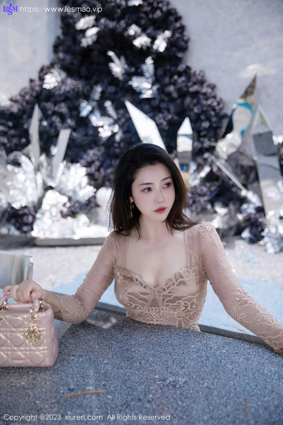 XiuRen 秀人 No.7216  严利娅Yuliya 杏色连衣长裙性感写真 - 18