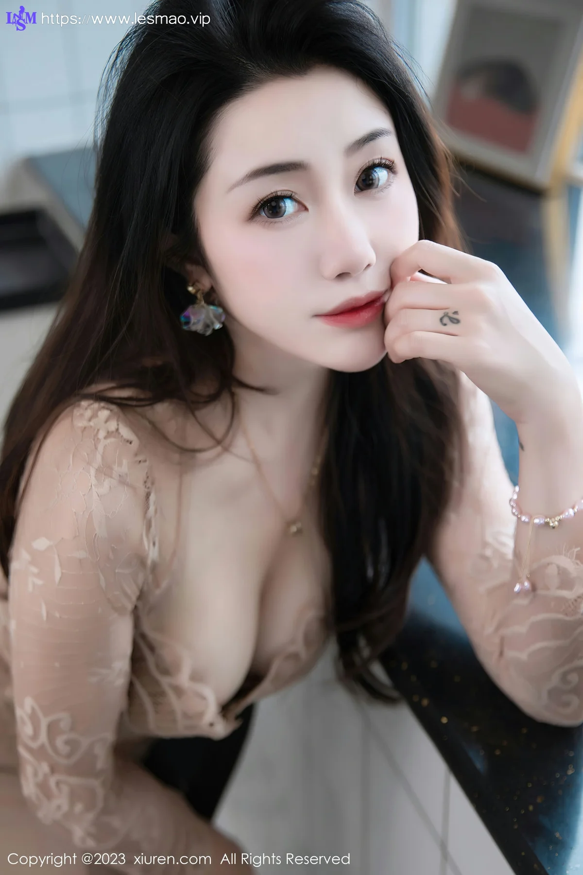XiuRen 秀人 No.7216  严利娅Yuliya 杏色连衣长裙性感写真 - 54