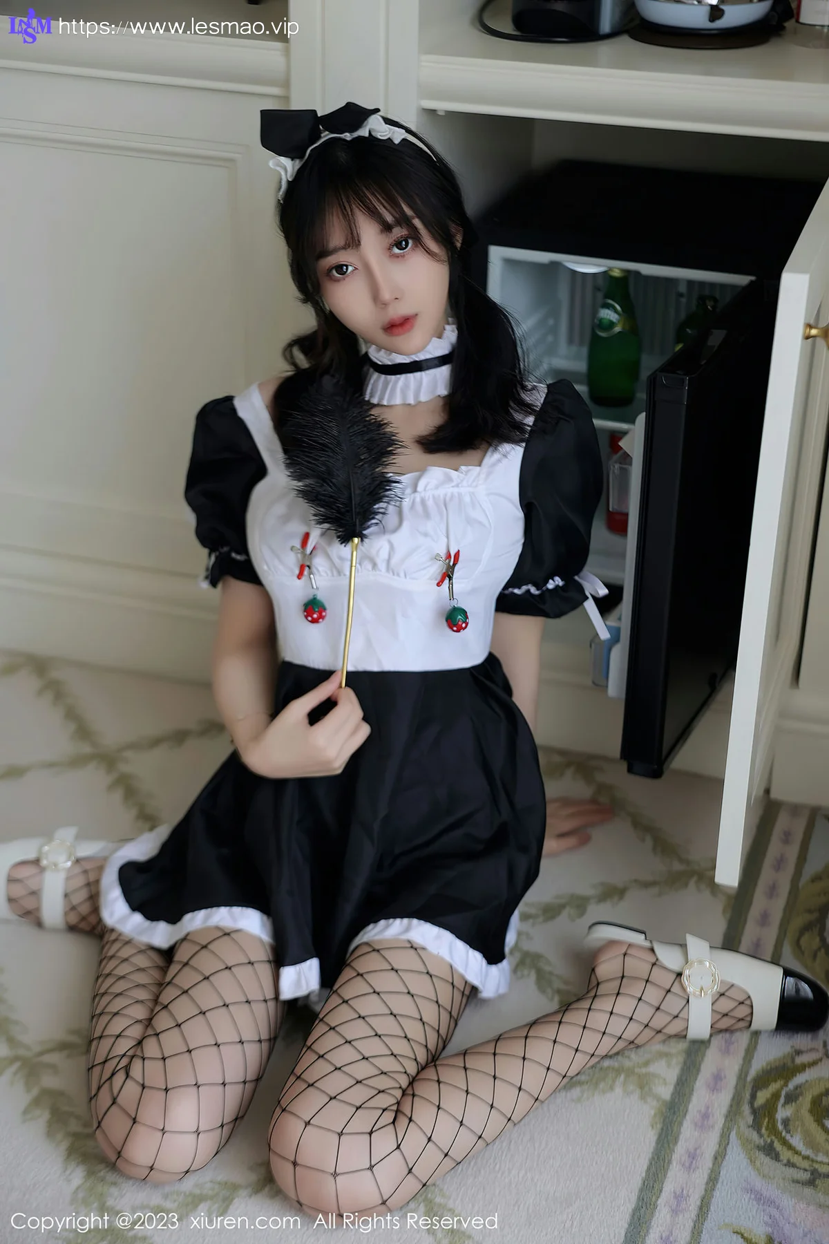 XiuRen 秀人 No.7217  玥儿玥er 黑白拼色女仆杭州旅拍33 - 15