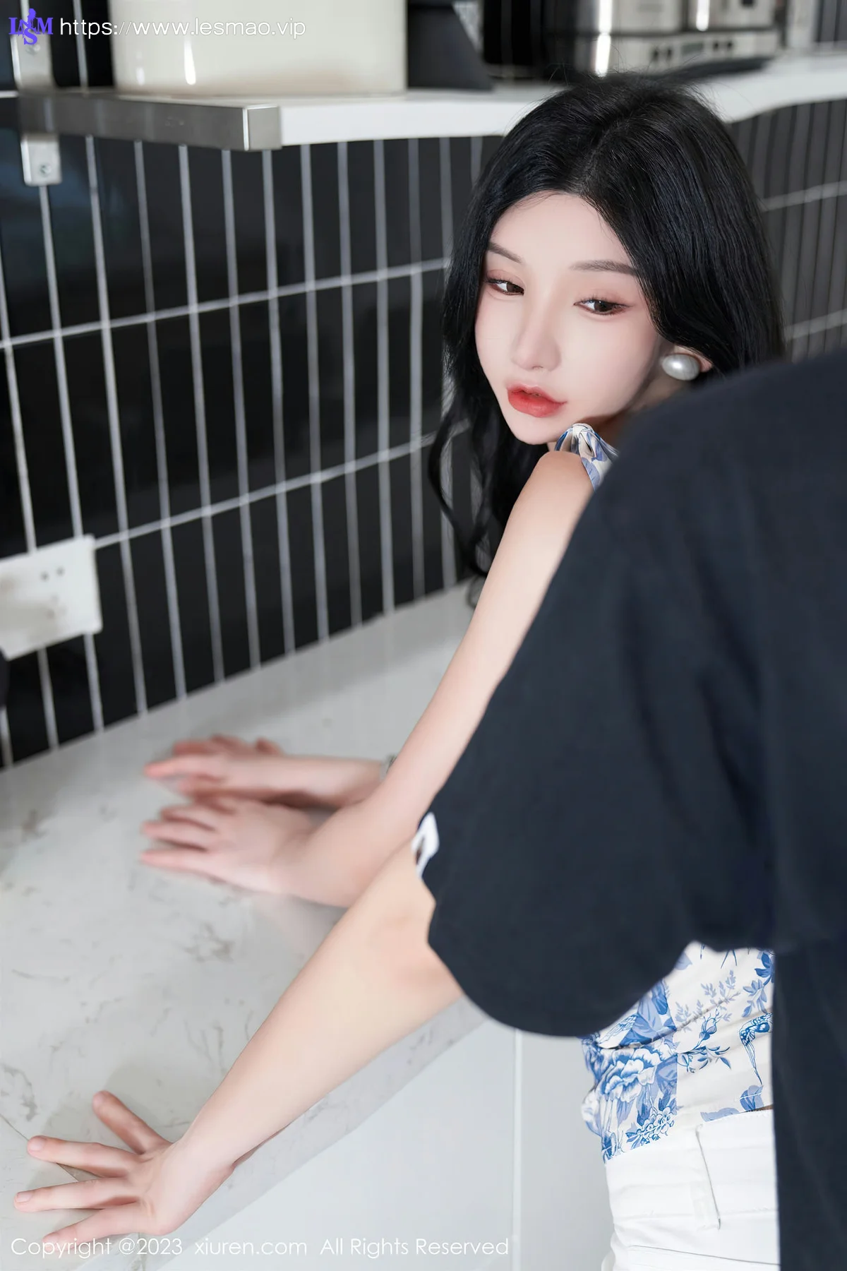 XiuRen 秀人 No.7225  周于希Sally 主题《可以给我你的微信嘛？》厦门旅拍 - 22