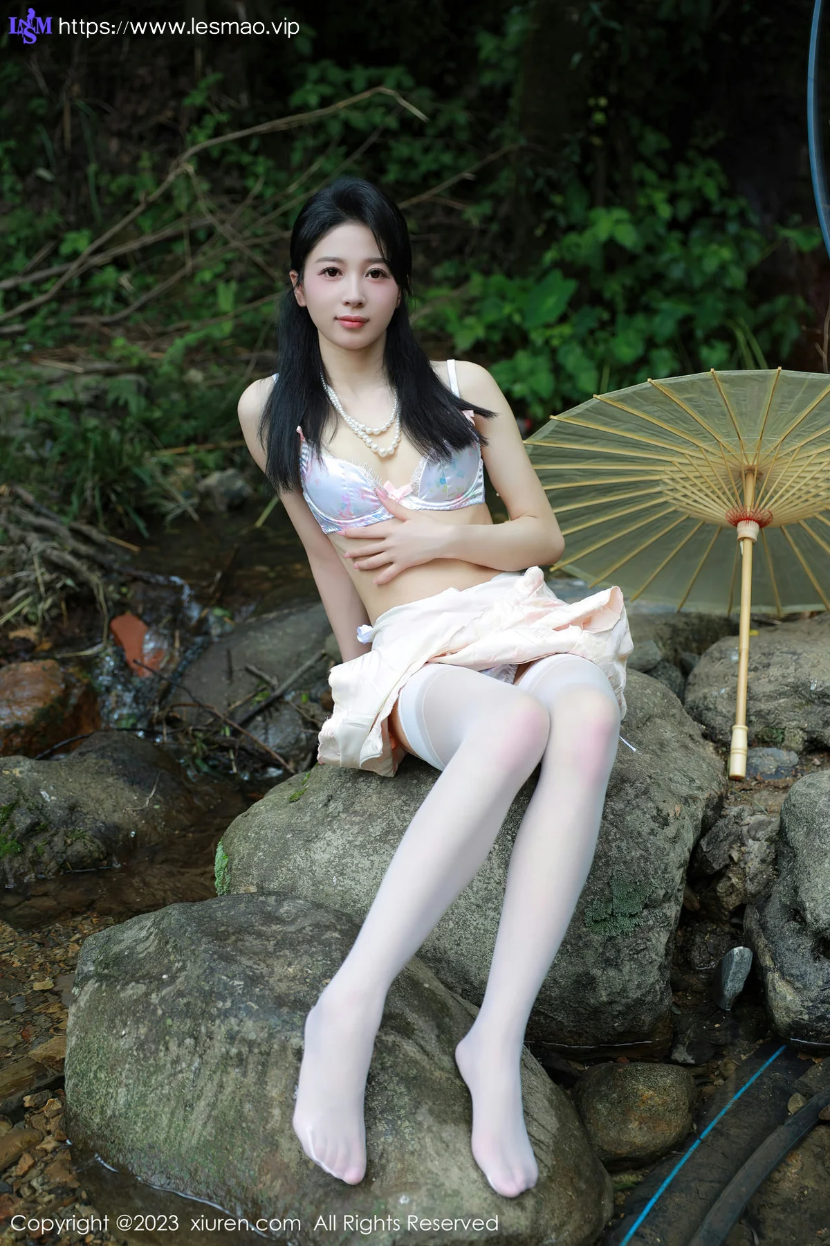 XiuRen 秀人 No.7234  糖豆sisi 户外溪边白色旗袍服饰11 - 21
