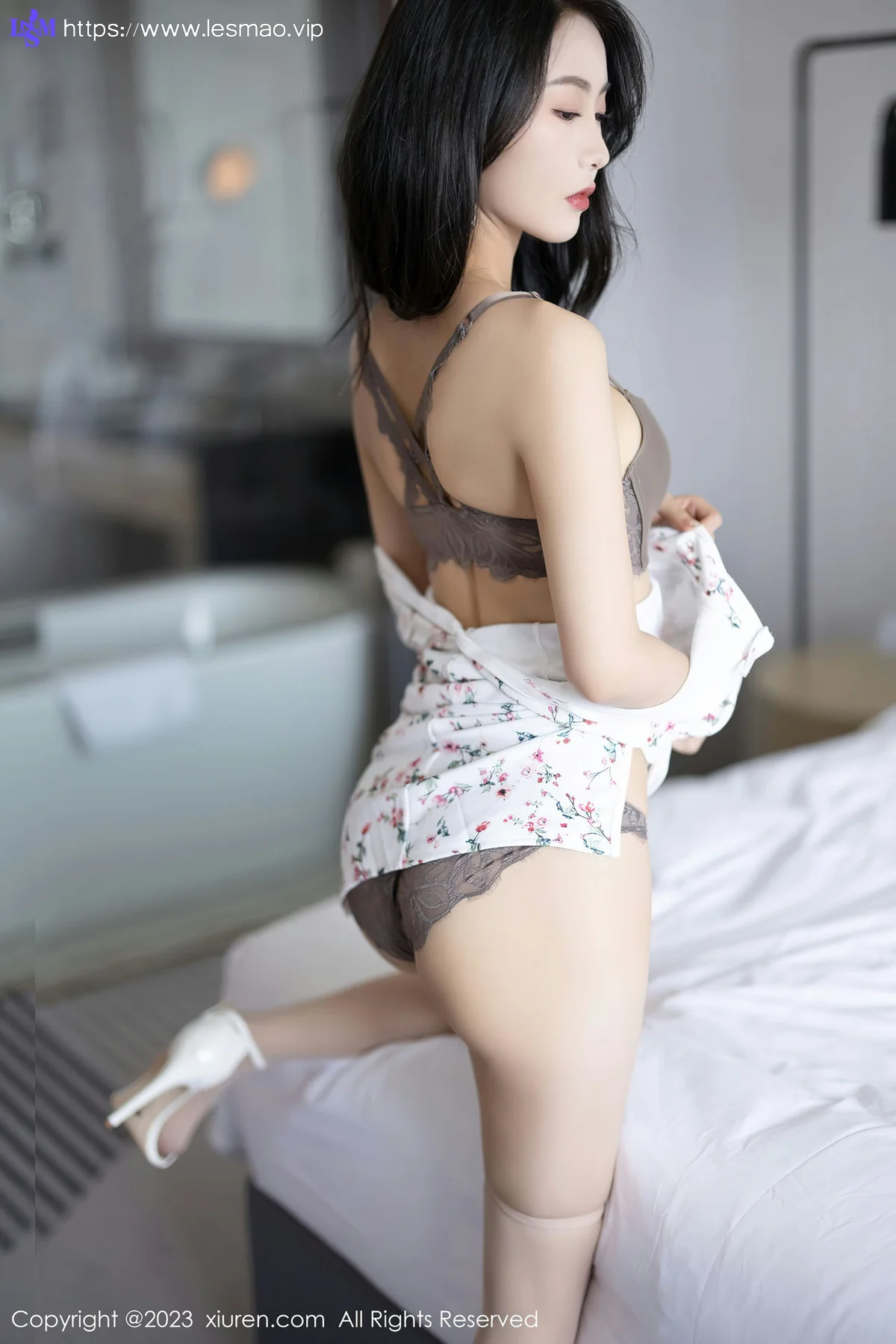 XiuRen 秀人 No.7279  苏苏阿 图案旗袍服饰性感写真22 - 30