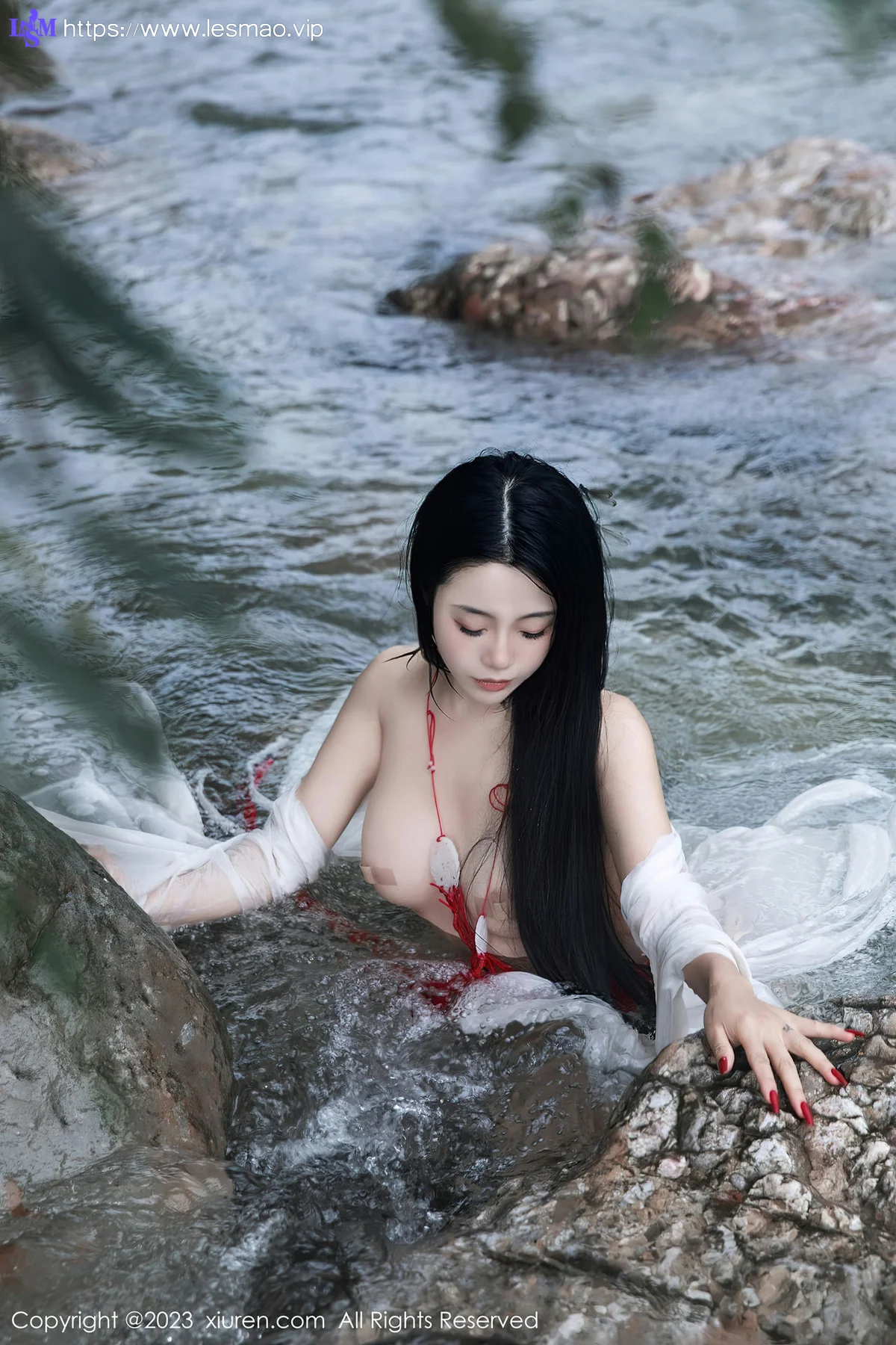 XiuRen 秀人 No.7295  严利娅Yuliya 户外诱惑红色古装性感写真 - 66