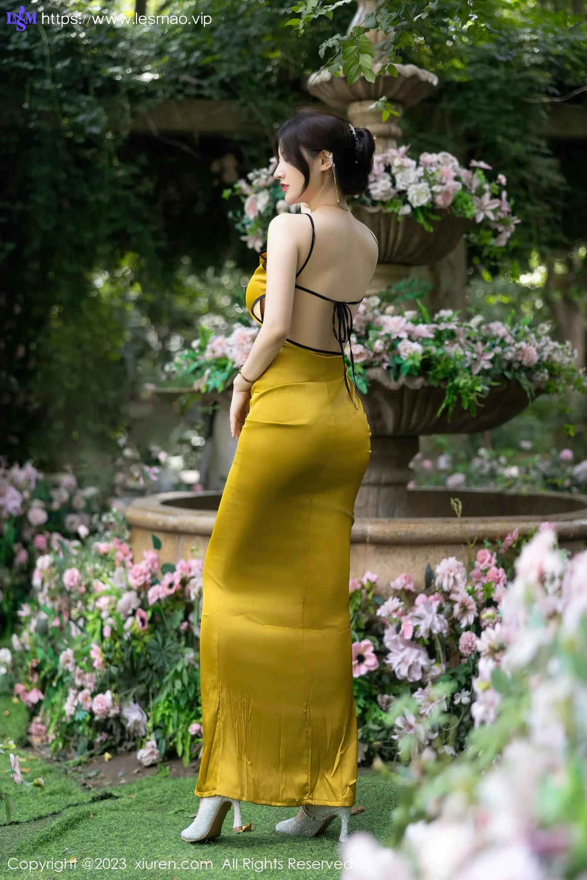 XiuRen 秀人 No.7302  诗诗kiki 吊带长裙性感写真33 - 26