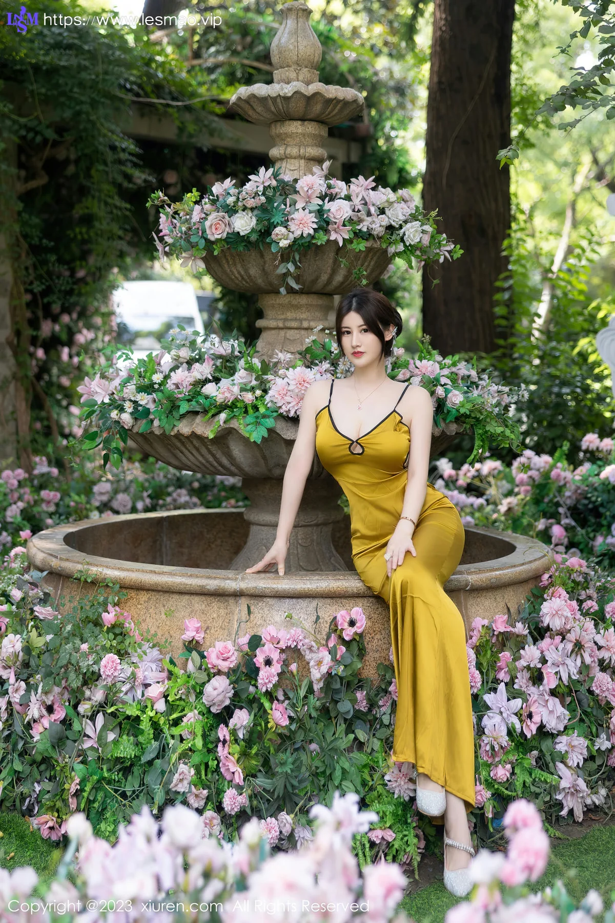 XiuRen 秀人 No.7302  诗诗kiki 吊带长裙性感写真33 - 29