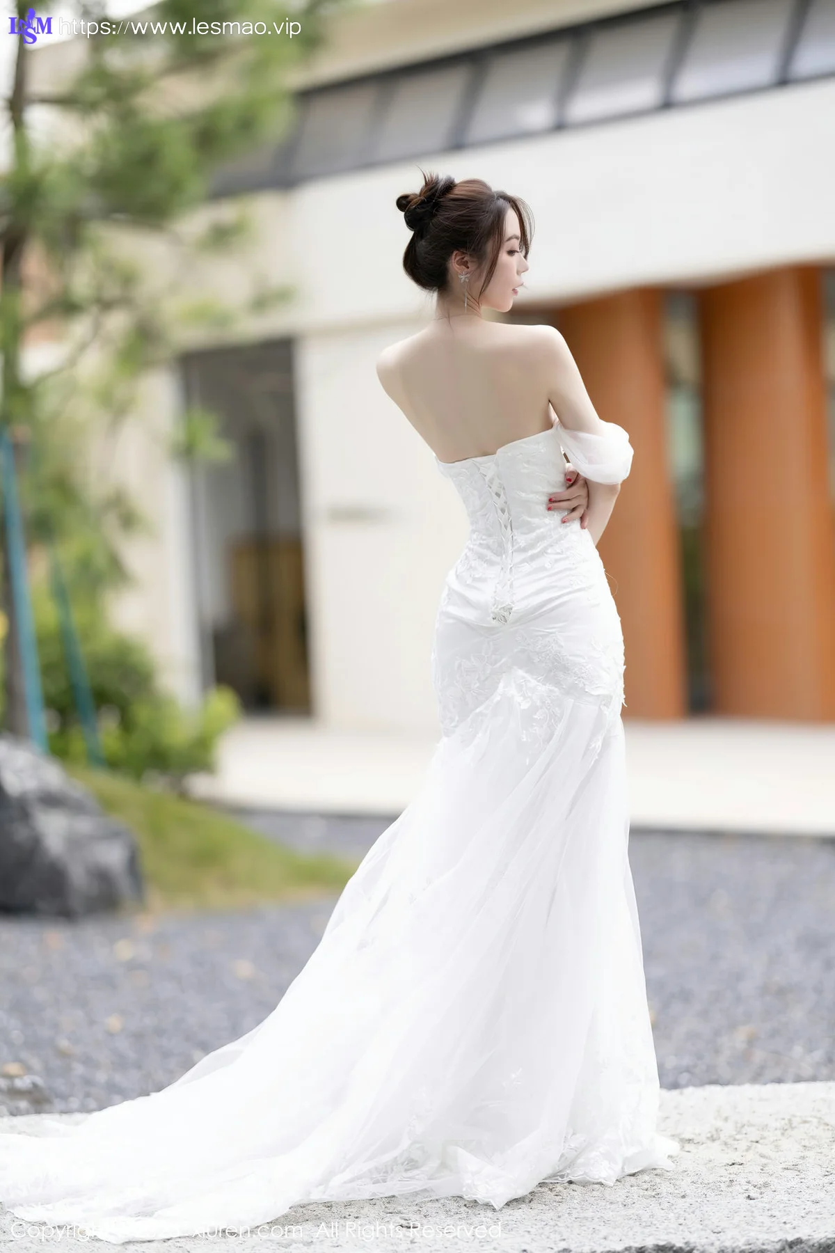 XiuRen 秀人 No.7310  梦心玥 白色婚纱服饰安吉旅拍1 - 13