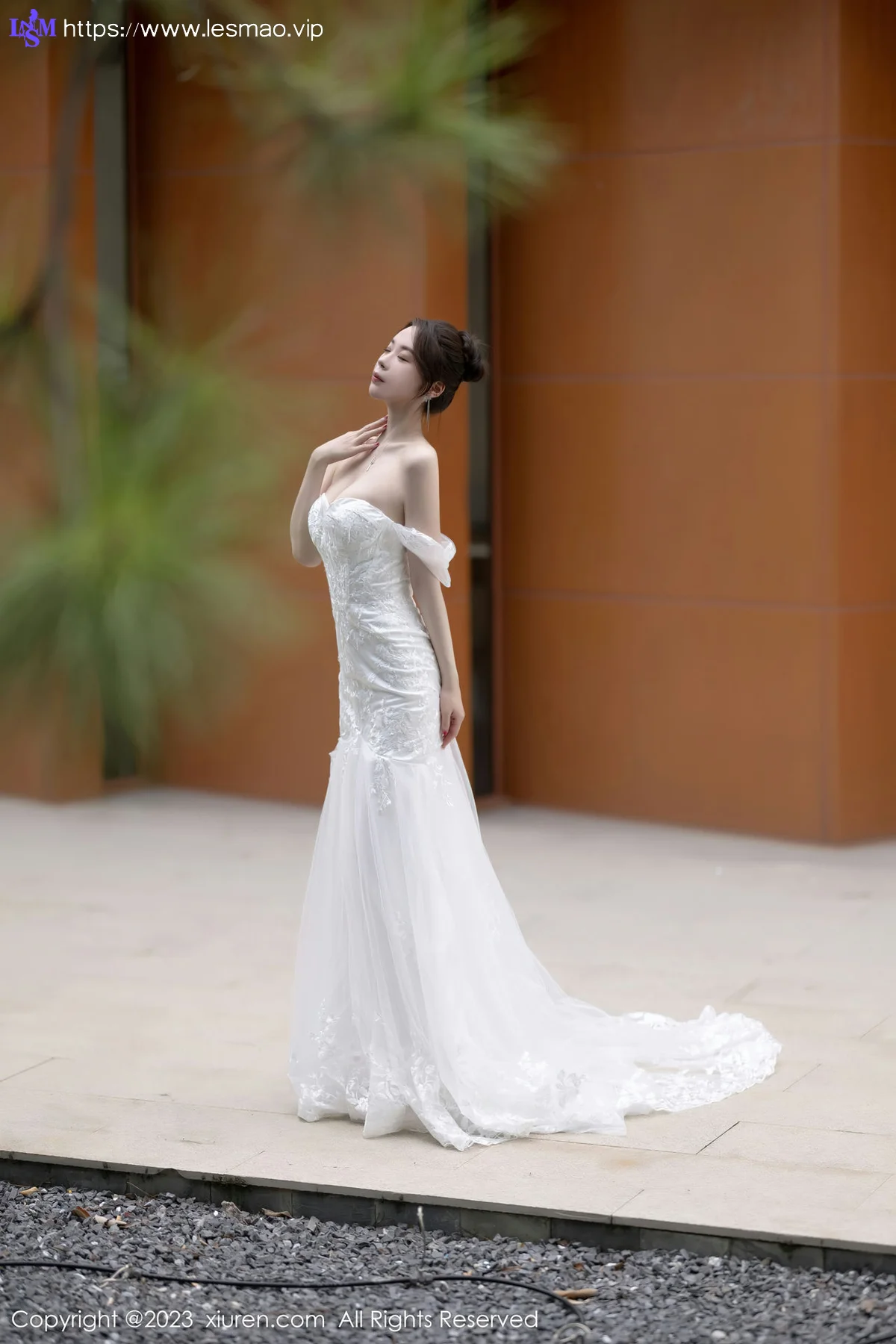 XiuRen 秀人 No.7310  梦心玥 白色婚纱服饰安吉旅拍1 - 16