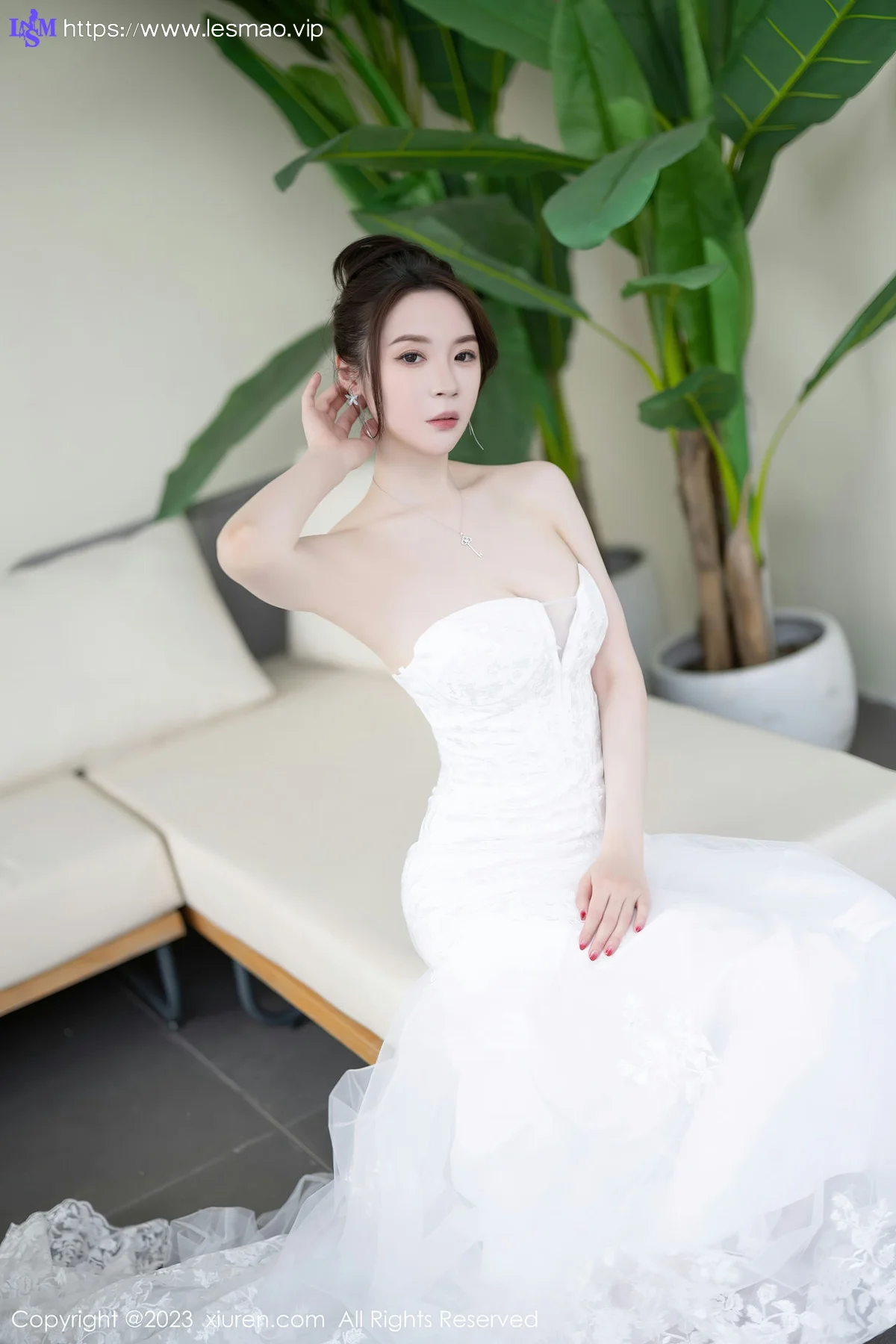 XiuRen 秀人 No.7310  梦心玥 白色婚纱服饰安吉旅拍1 - 32
