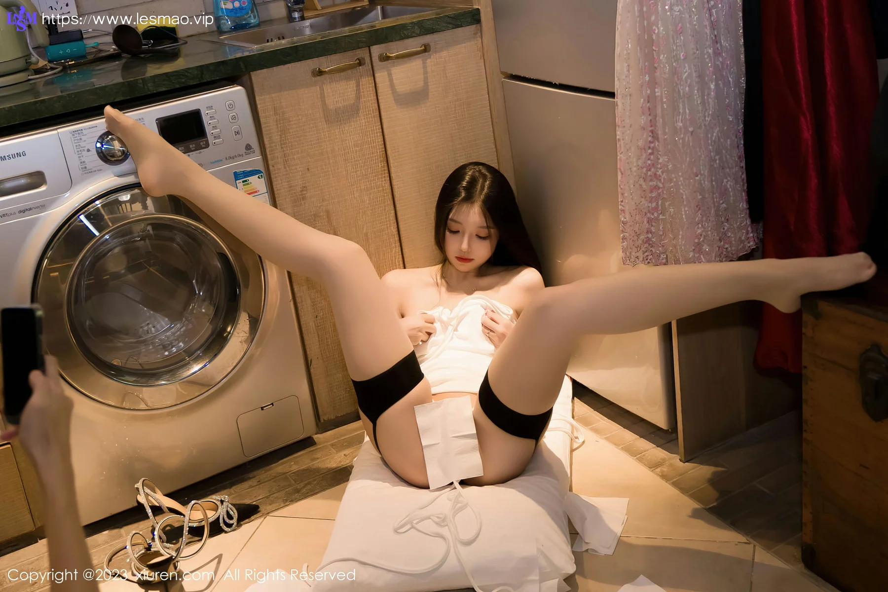 XiuRen 秀人 No.7371  冯木木LRIS 露背连衣长裙性感写真 - 63