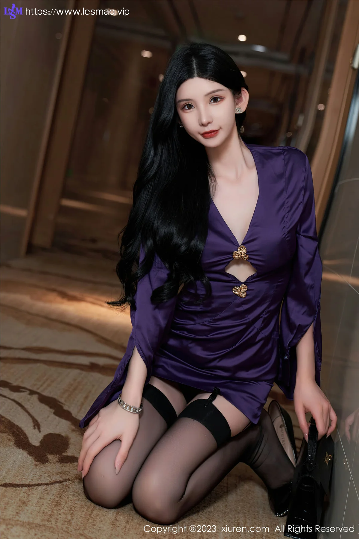 XiuRen 秀人 No.7398  周于希Sally 主题《老公说，紫色很有韵味》厦门旅拍11 - 18