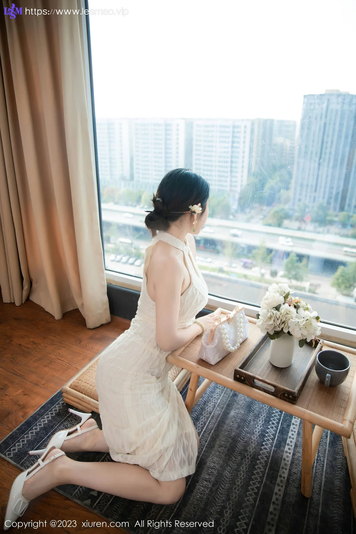 XiuRen 秀人 No.7435  严利娅Yuliya 白色旗袍性感写真 - 25