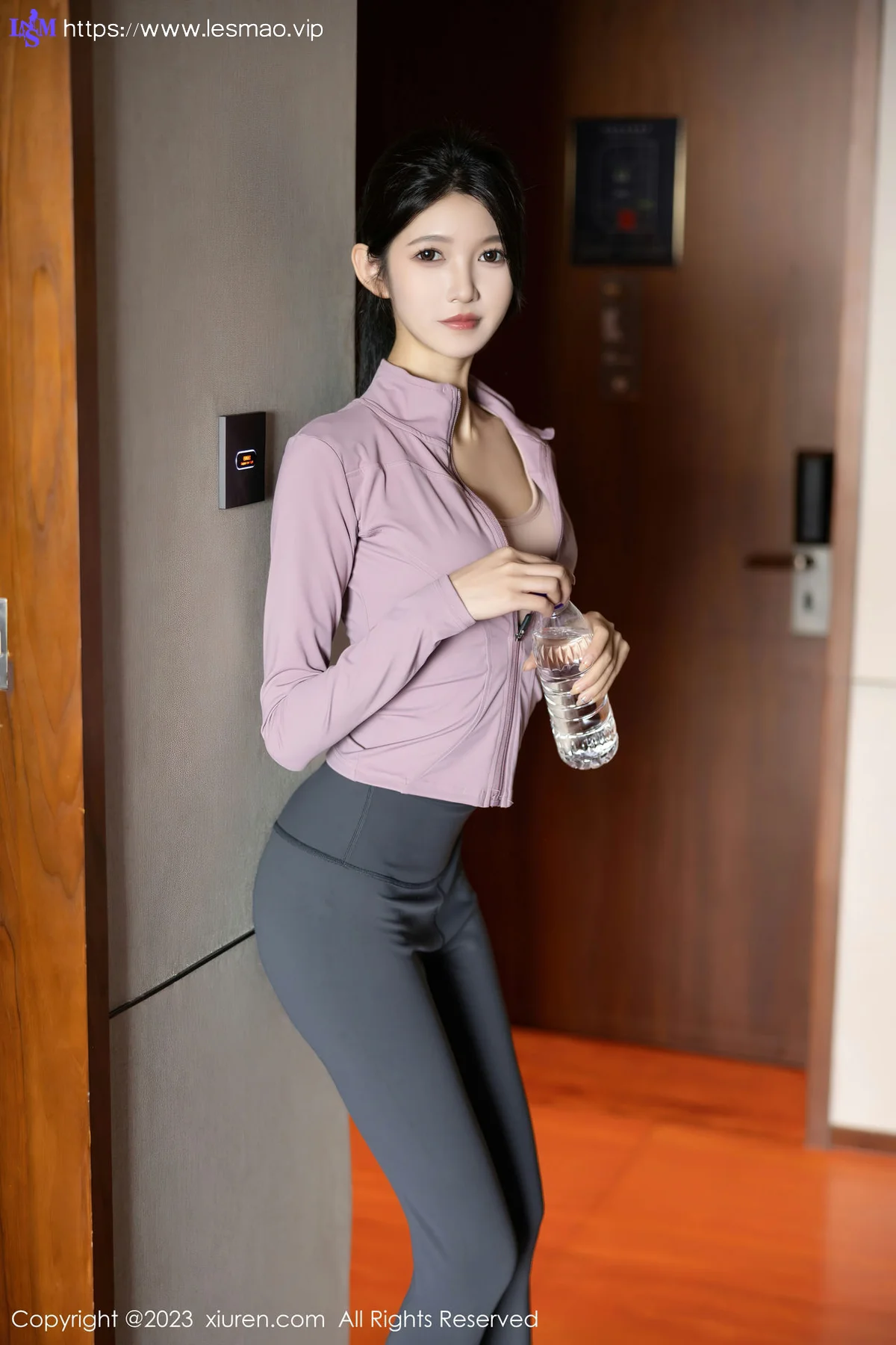 XiuRen 秀人 No.7438 程程程- 健身场所场景性感写真1 - 16