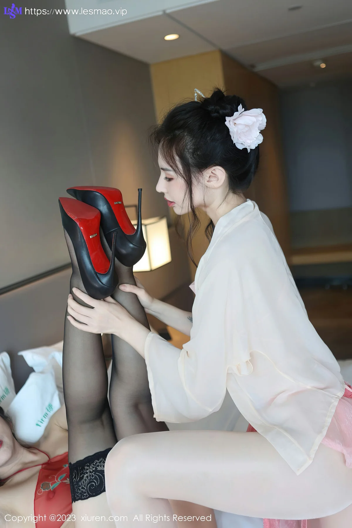 XiuRen 秀人 No.7440  绮月野兔美妞和曼柔 模特合集写真1 - 17
