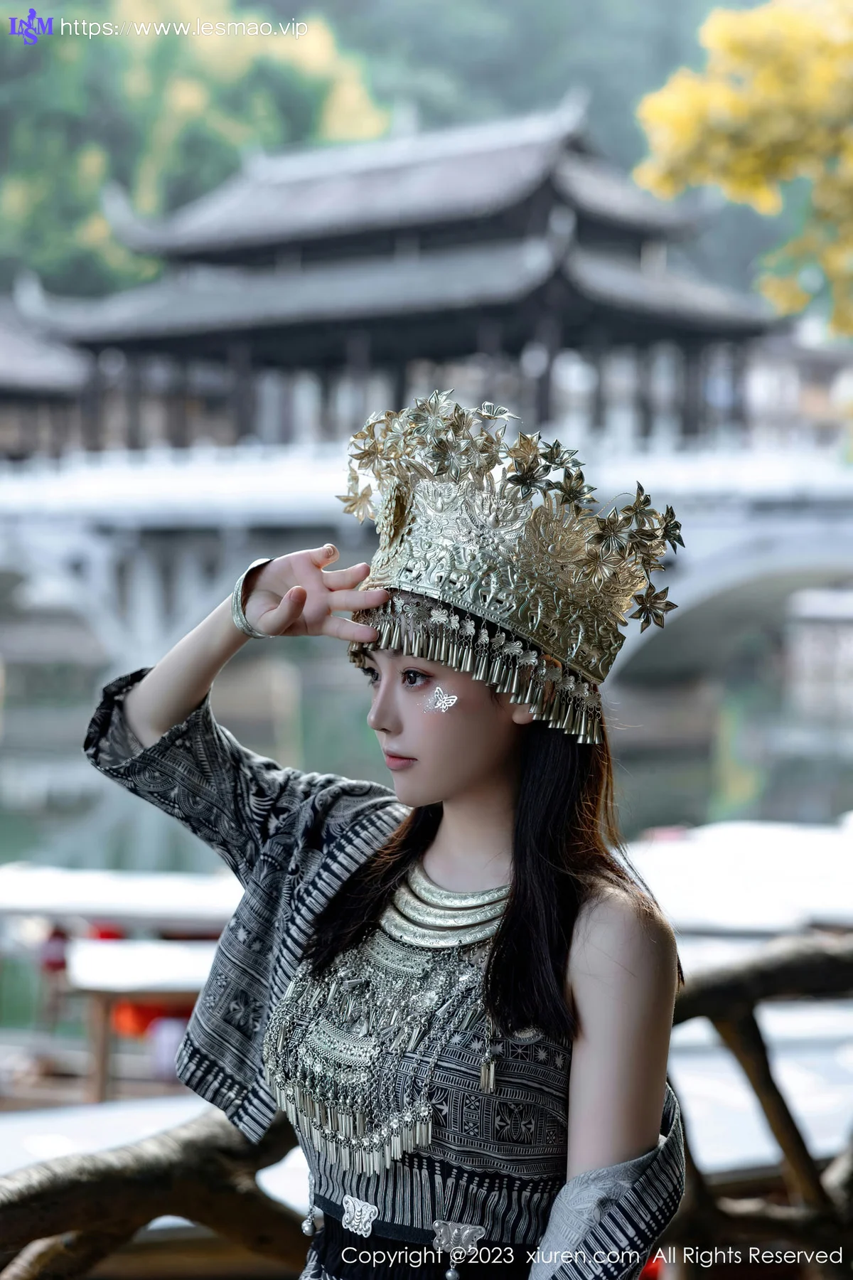 XiuRen 秀人 No.7448  豆瓣酱 银饰苗族服饰性感写真111 - 16