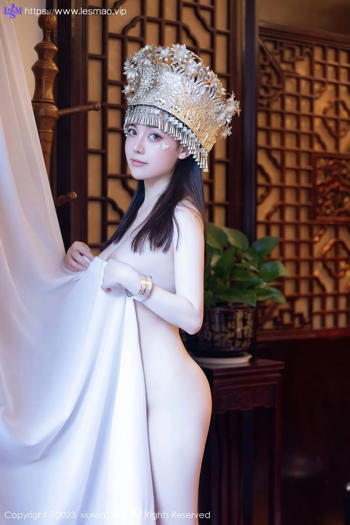 XiuRen 秀人 No.7448  豆瓣酱 银饰苗族服饰性感写真111 - 37