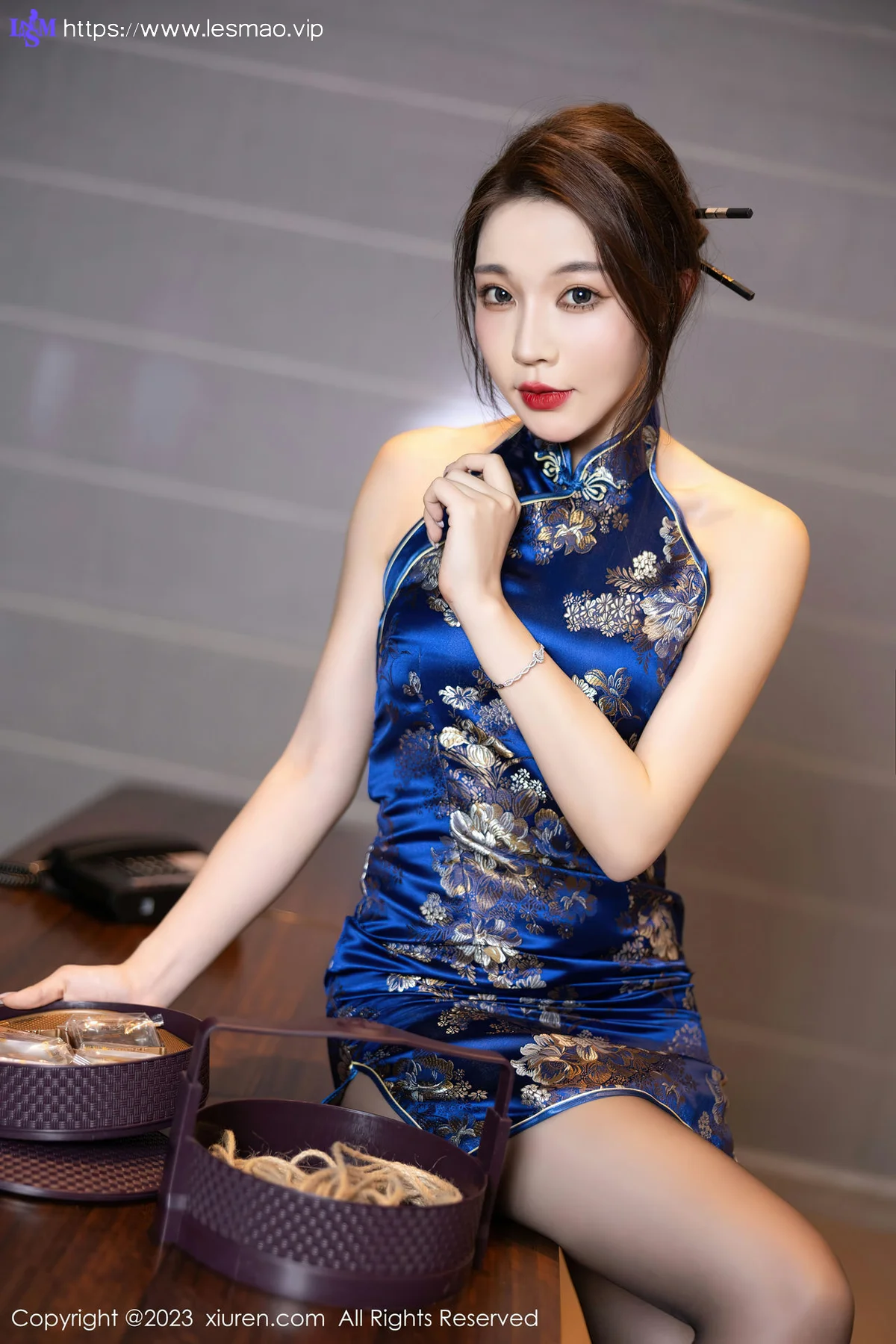 XiuRen 秀人 No.7453  徐莉芝Booty 蓝色旗袍安吉旅拍11 - 21