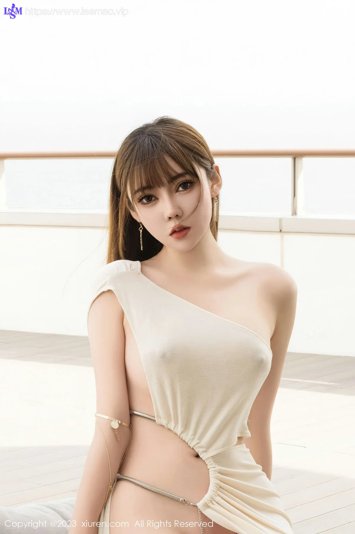 XiuRen 秀人 No.7472  萌汉药baby 性感长裙美腿写真 - 42