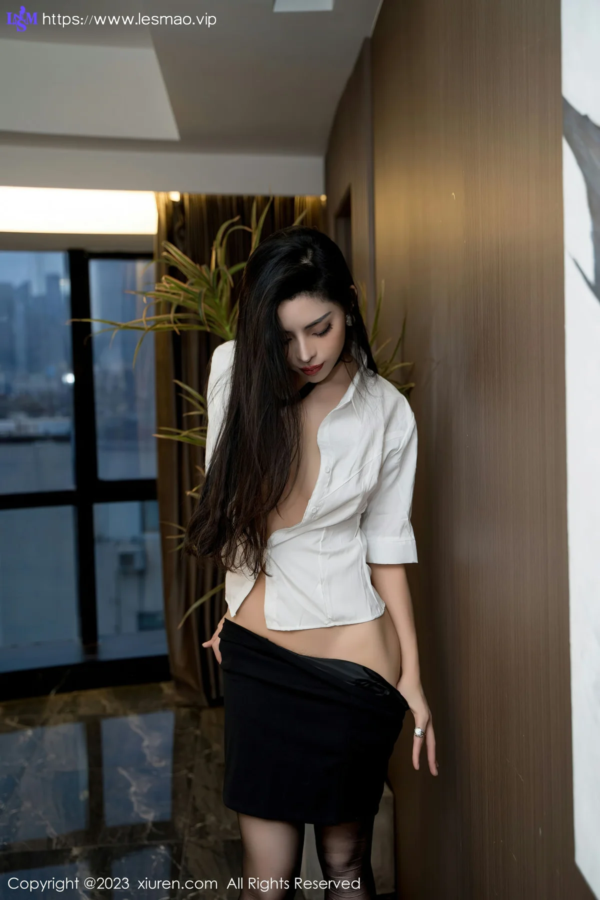 XiuRen 秀人 No.7489  王薇薇 性感高跟鞋性感写真 - 50