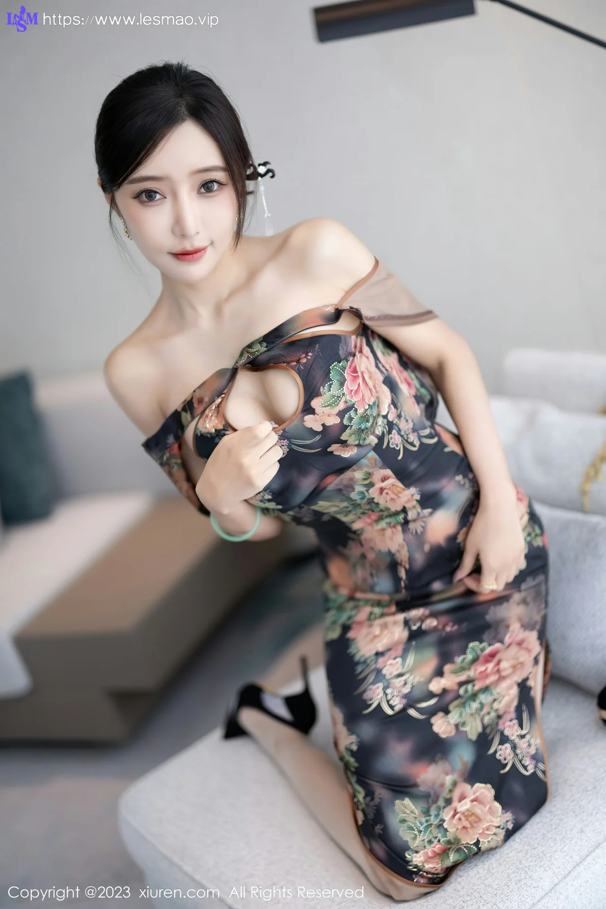 XiuRen 秀人 No.7495  王馨瑶yanni 花纹旗袍安吉旅拍2 - 32