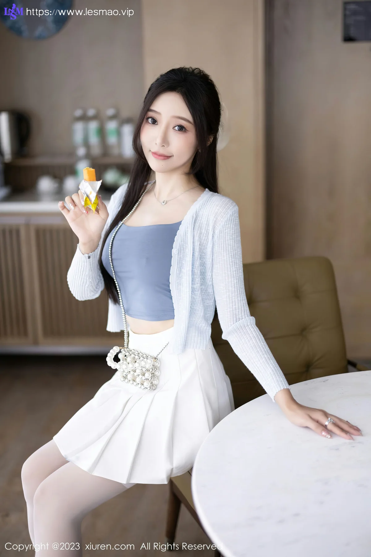 XiuRen 秀人 No.7515  王馨瑶yanni 诱人白色丝袜安吉旅拍11 - 29