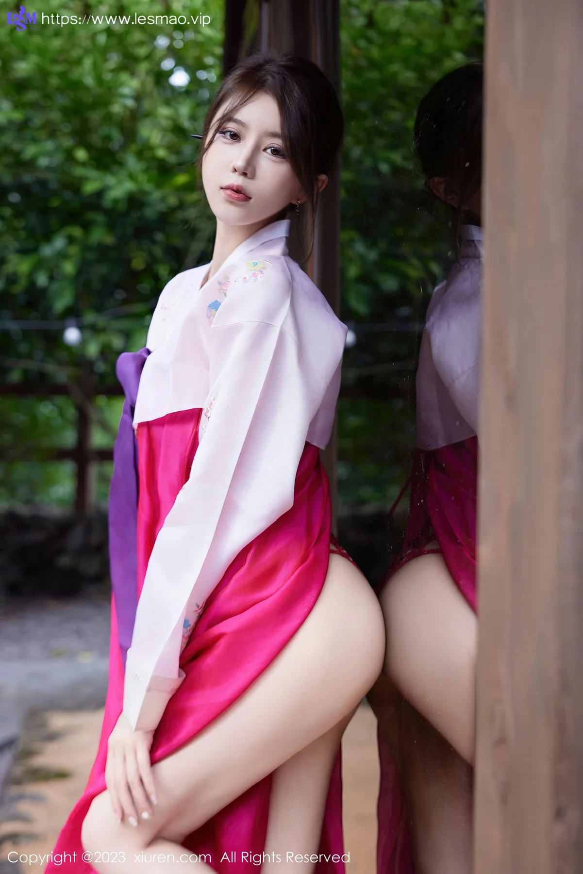 XiuRen 秀人 No.7522  tina_甜仔  红色打长今服饰济州岛旅拍33 - 15