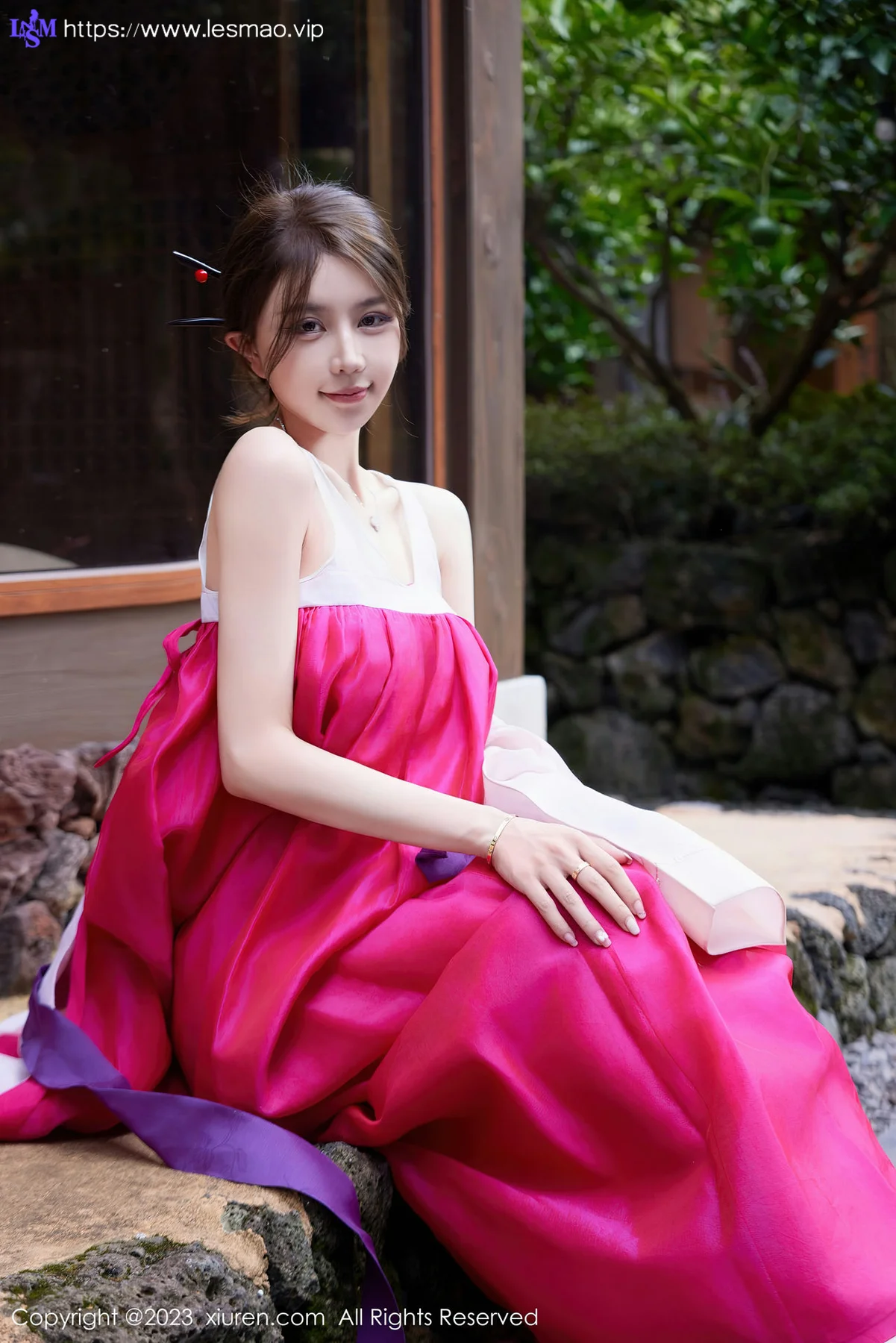 XiuRen 秀人 No.7522  tina_甜仔  红色打长今服饰济州岛旅拍33 - 28