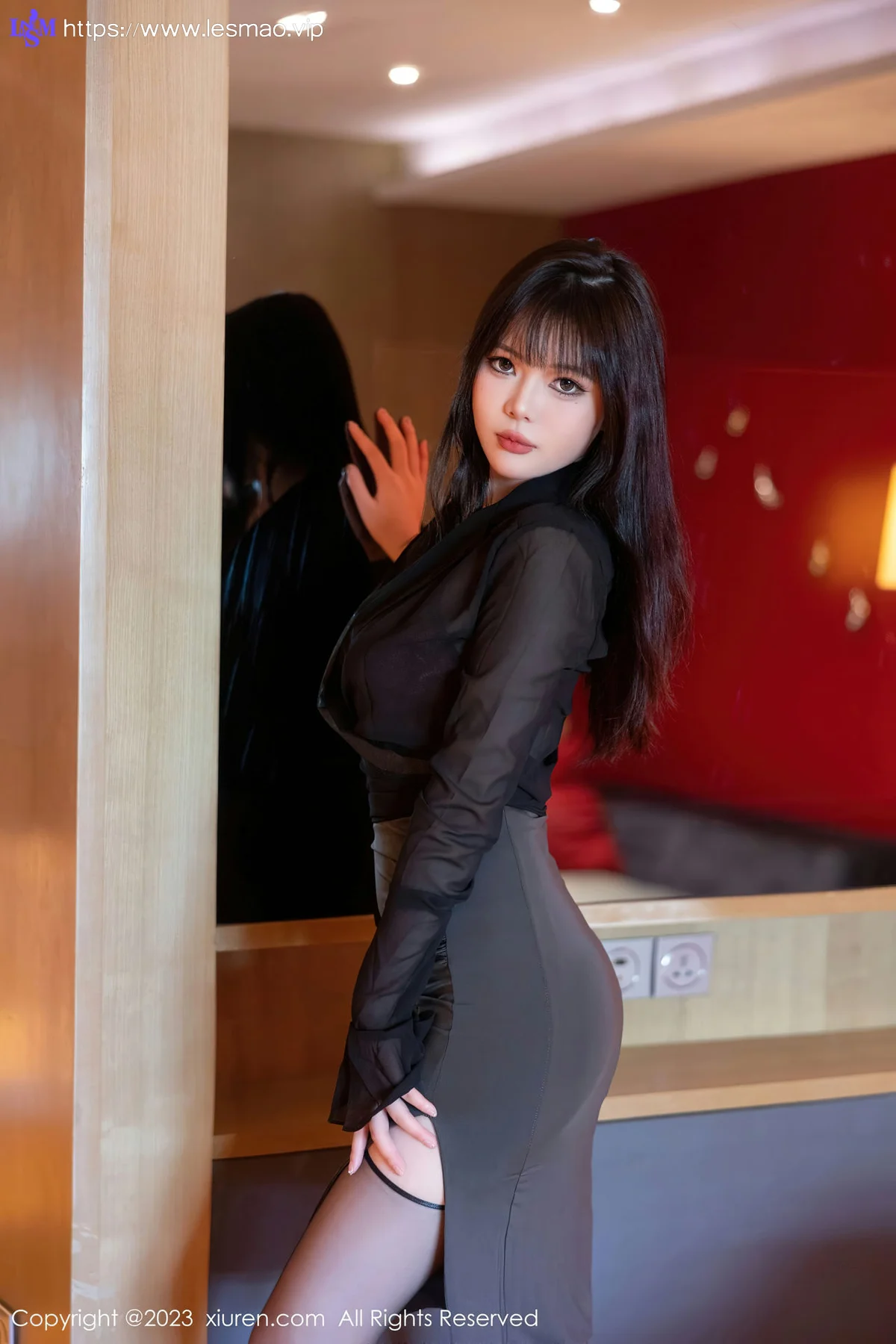 XiuRen 秀人 No.7523  Arude薇薇 红色蕾丝情趣内衣性感写真 - 14