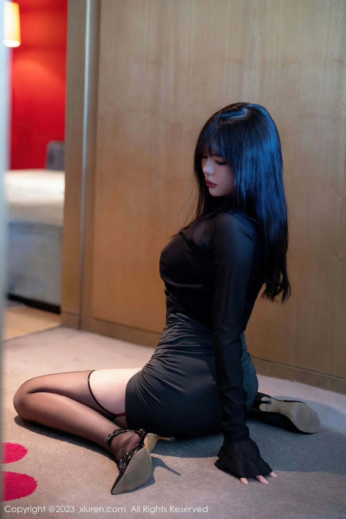 XiuRen 秀人 No.7523  Arude薇薇 红色蕾丝情趣内衣性感写真 - 38
