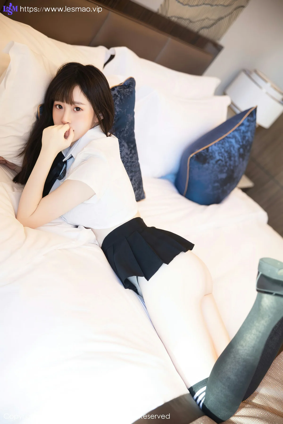 XiuRen 秀人 No.7534  林悠悠 黑色长筒袜性感写真3 - 58