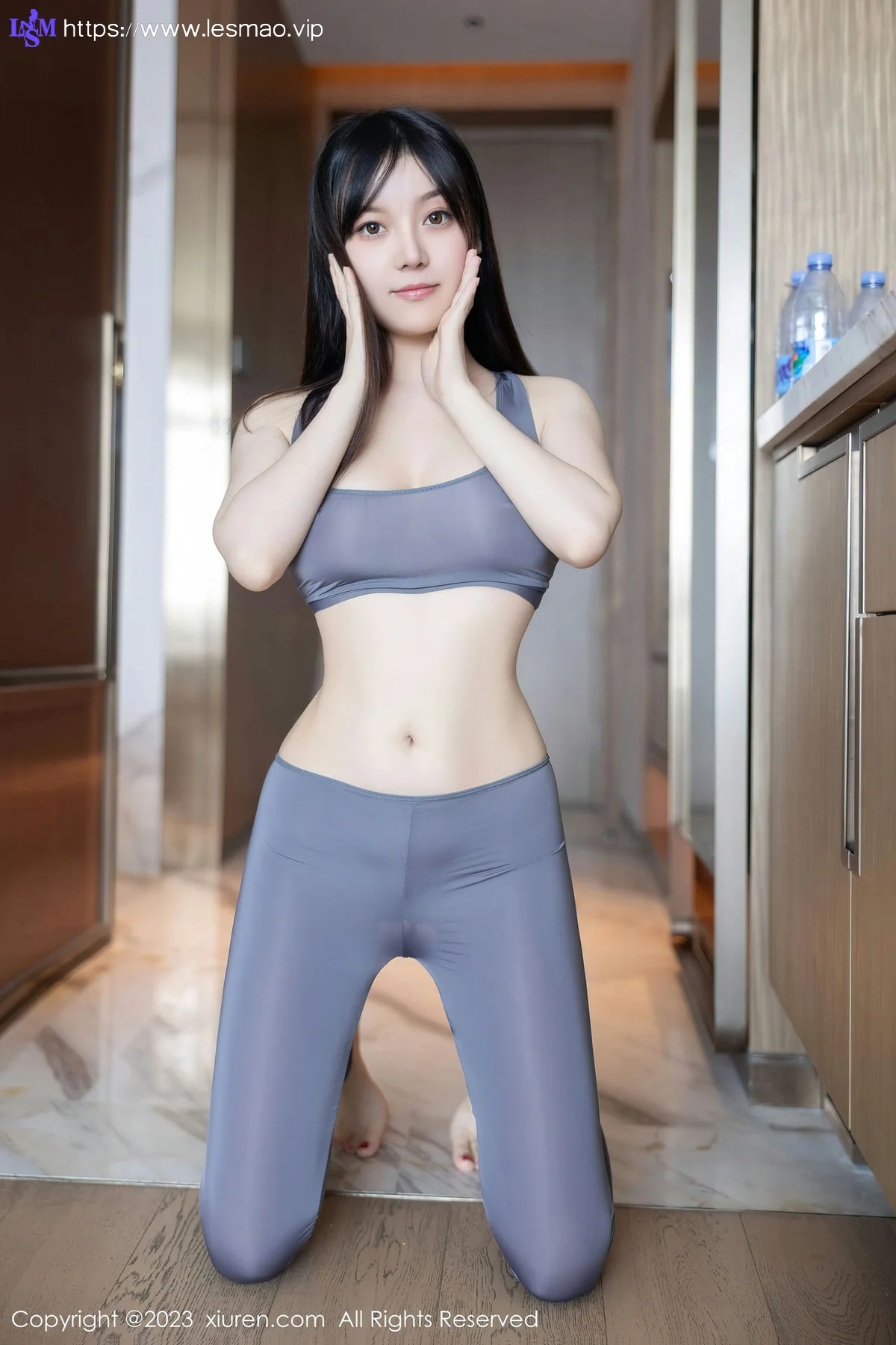 XiuRen 秀人 No.7543  豆瓣酱 灰色运动瑜伽服饰性感写真11 - 24