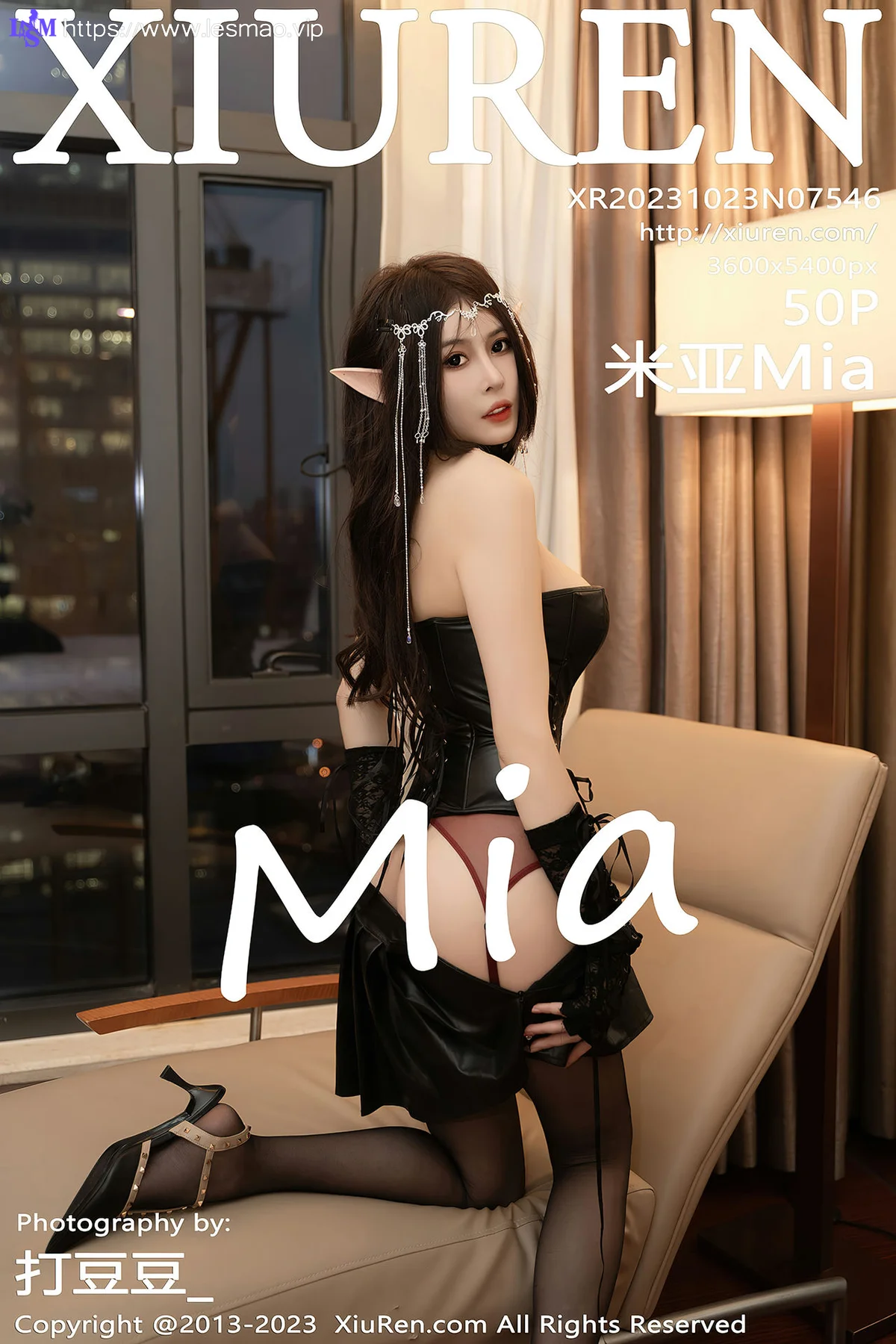 XiuRen 秀人 No.7546  米亚Mia 黑色露肩服饰性感写真 - 51