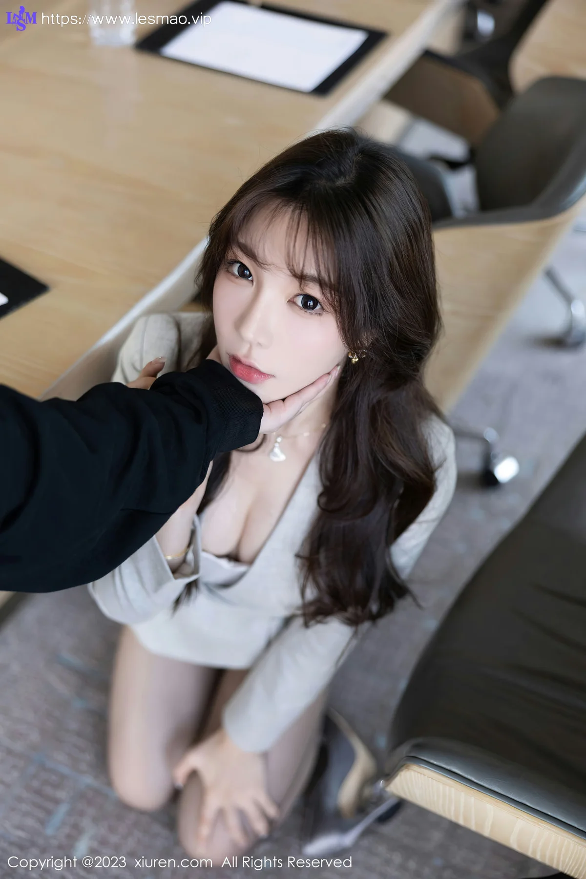 XiuRen 秀人 No.7577 徐莉芝Booty 黑色职员Ol性感写真 - 47