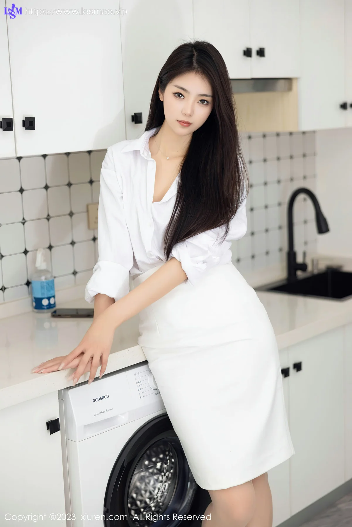 XiuRen 秀人 No.7601  可樂Vicky 美腿玉足性感写真1 - 14