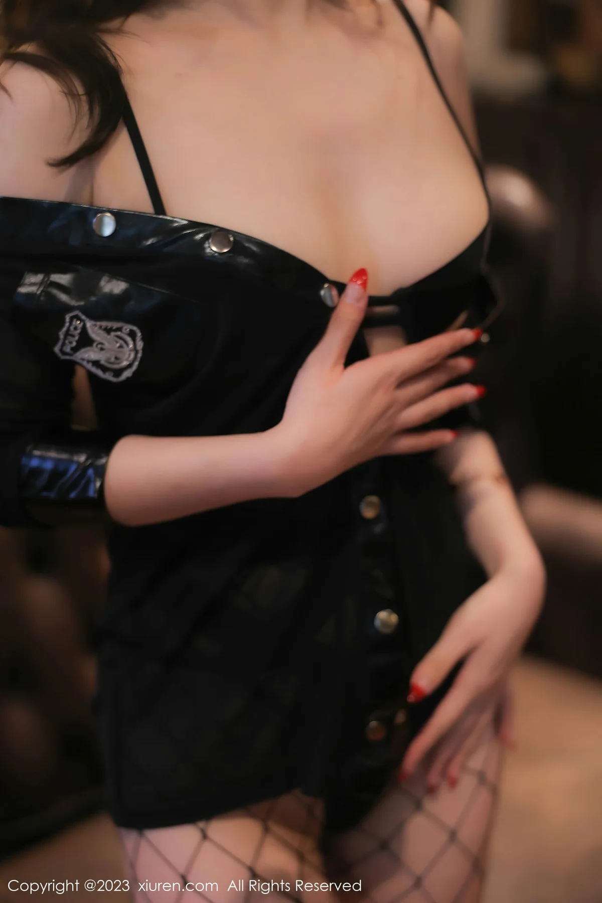 XiuRen 秀人 No.7607  Nanyo 首套写真黑色网格袜33 - 44