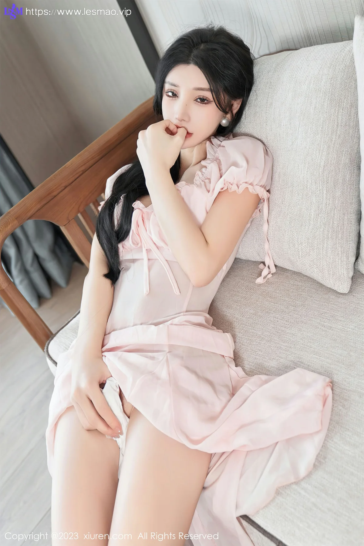 XiuRen 秀人 No.7615  周于希Sally 主题《偷窥狂》泰国旅拍111 - 49