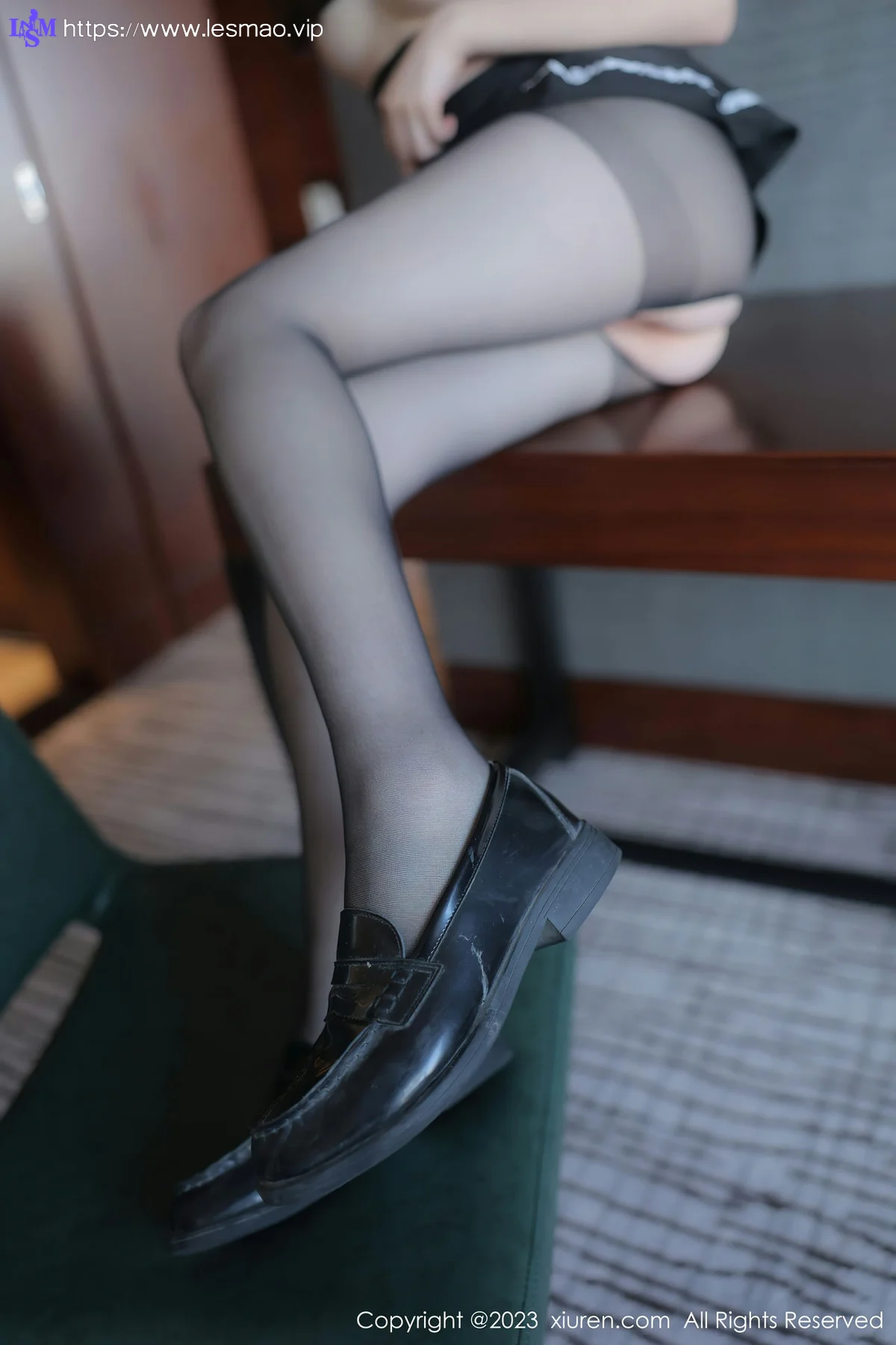 XiuRen 秀人 No.7637  林悠悠 妩媚欲滴性感写真22 - 25