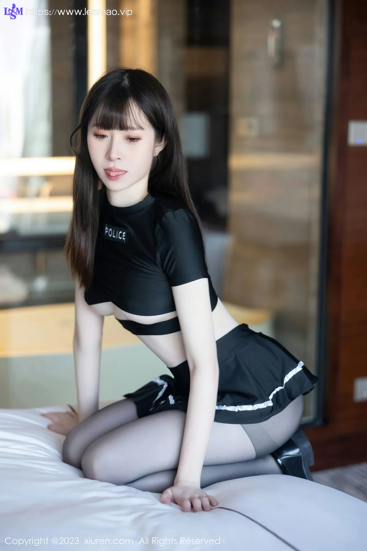 XiuRen 秀人 No.7637  林悠悠 妩媚欲滴性感写真22 - 38