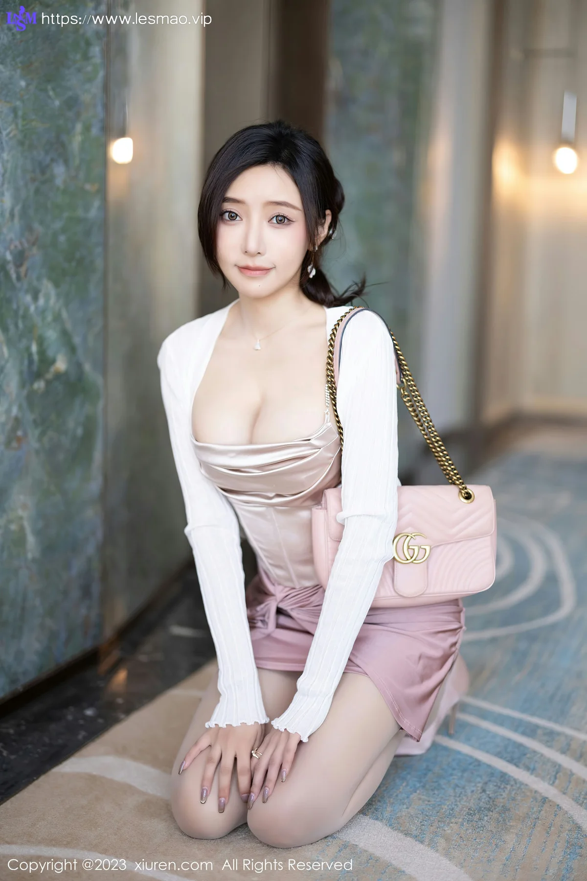 XiuRen 秀人 No.7640  王馨瑶yanni 魅惑黑丝性感写真11 - 28