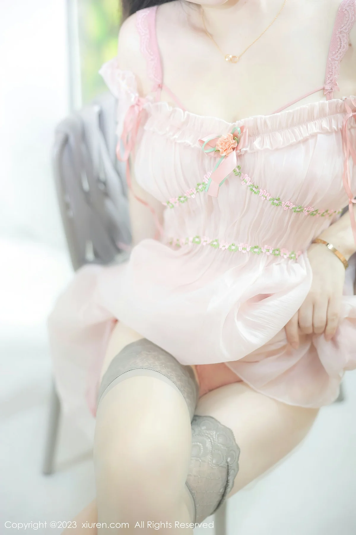 XiuRen 秀人 No.7666  诗诗kiki 魅惑灰丝性感写真1 - 24