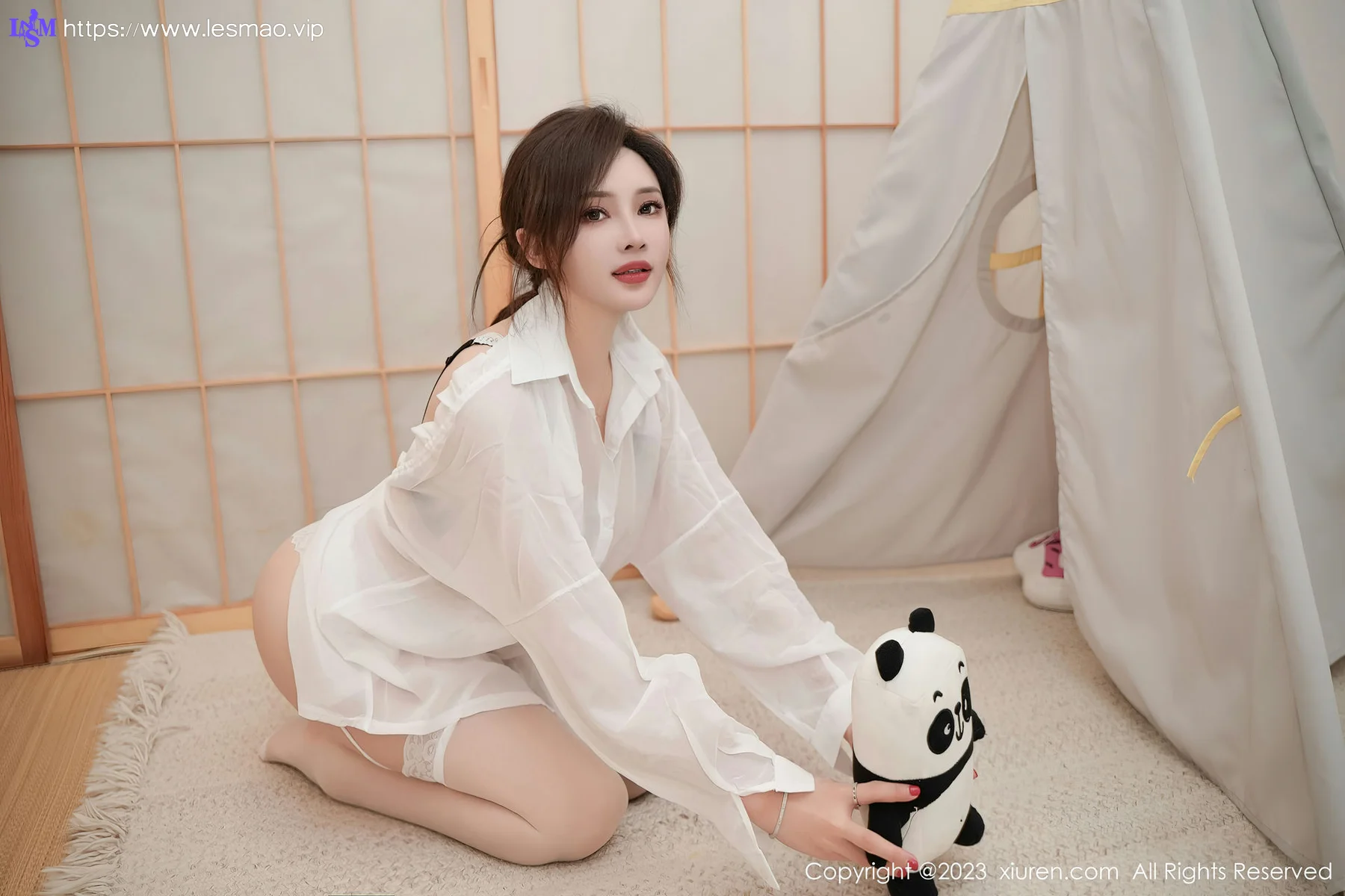XiuRen 秀人 No.7672  Carol周妍希 白色丝袜性感写真 - 16