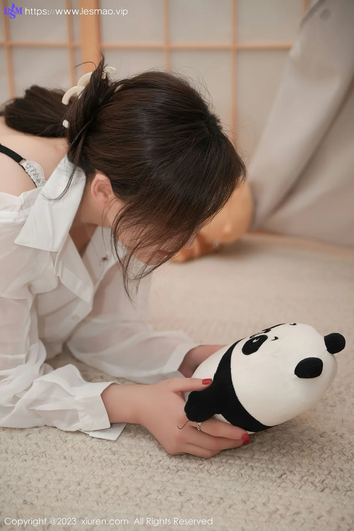XiuRen 秀人 No.7672  Carol周妍希 白色丝袜性感写真 - 18